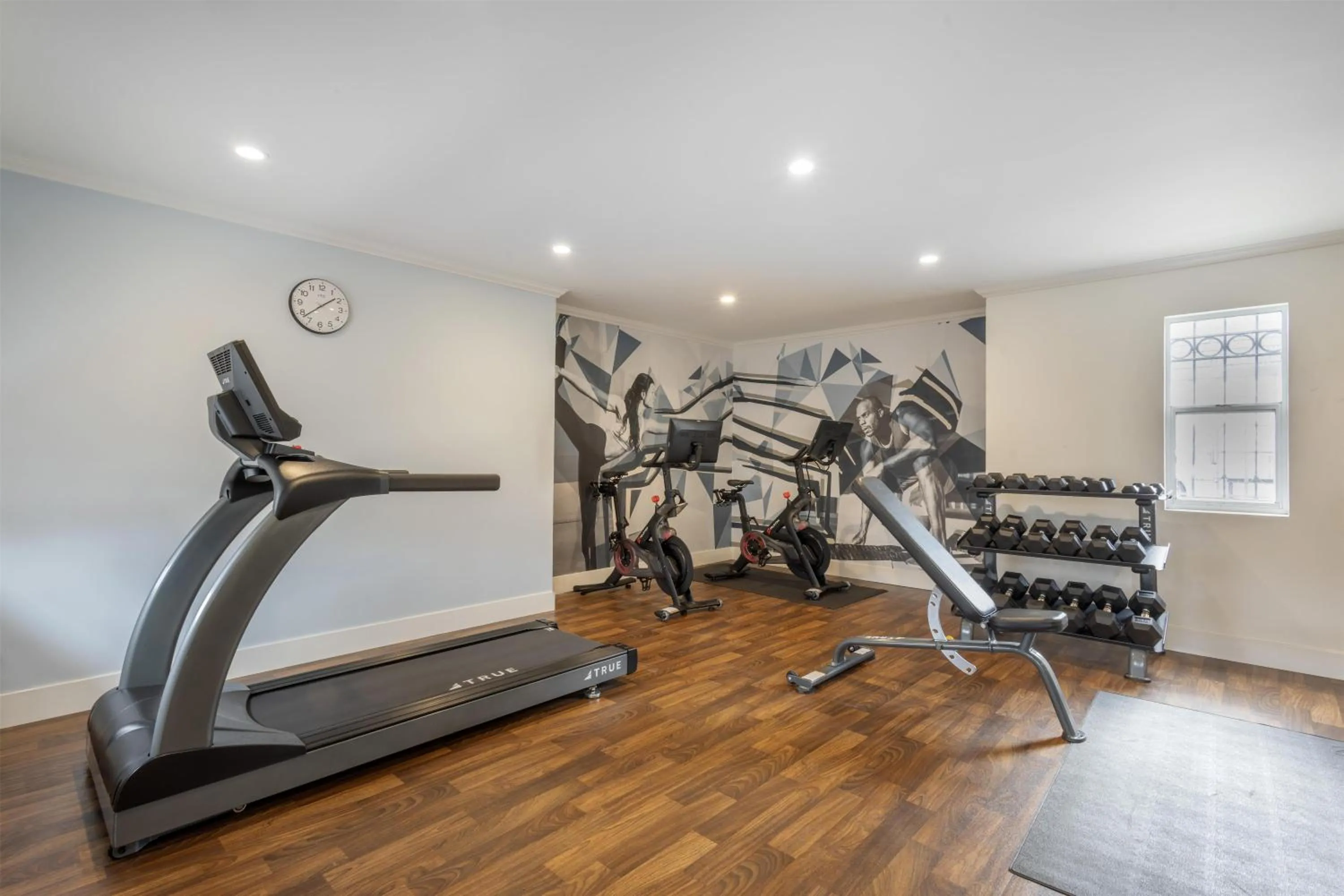 Fitness centre/facilities in Best Western Plus Executive Suites