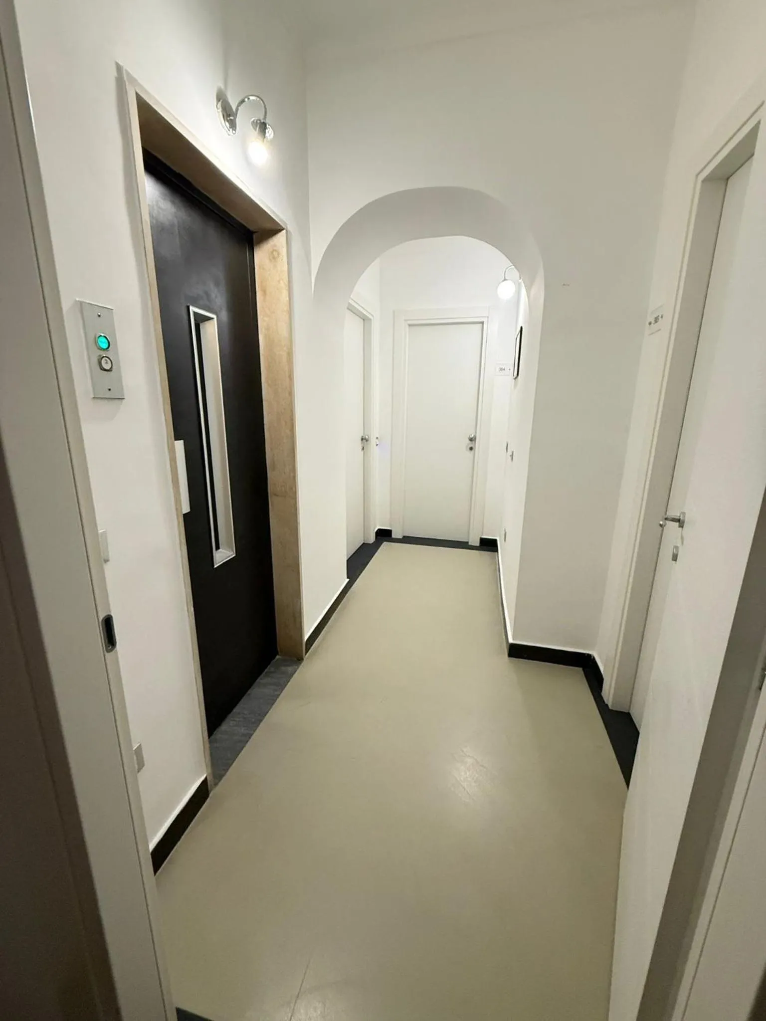 elevator in Hotel Plebiscito Aparthotel