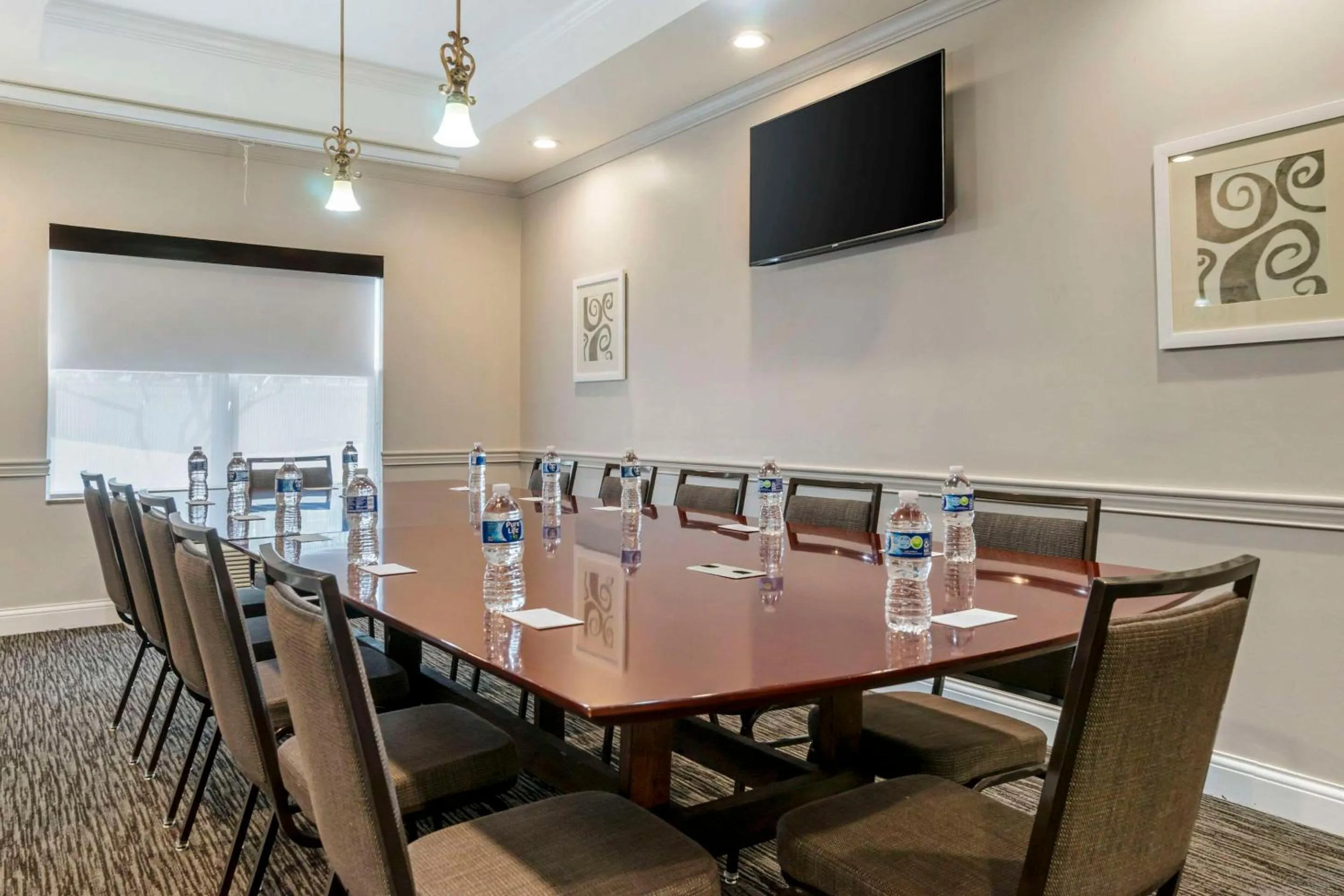 Meeting/conference room in Country Inn & Suites by Radisson, Tampa Airport North, FL