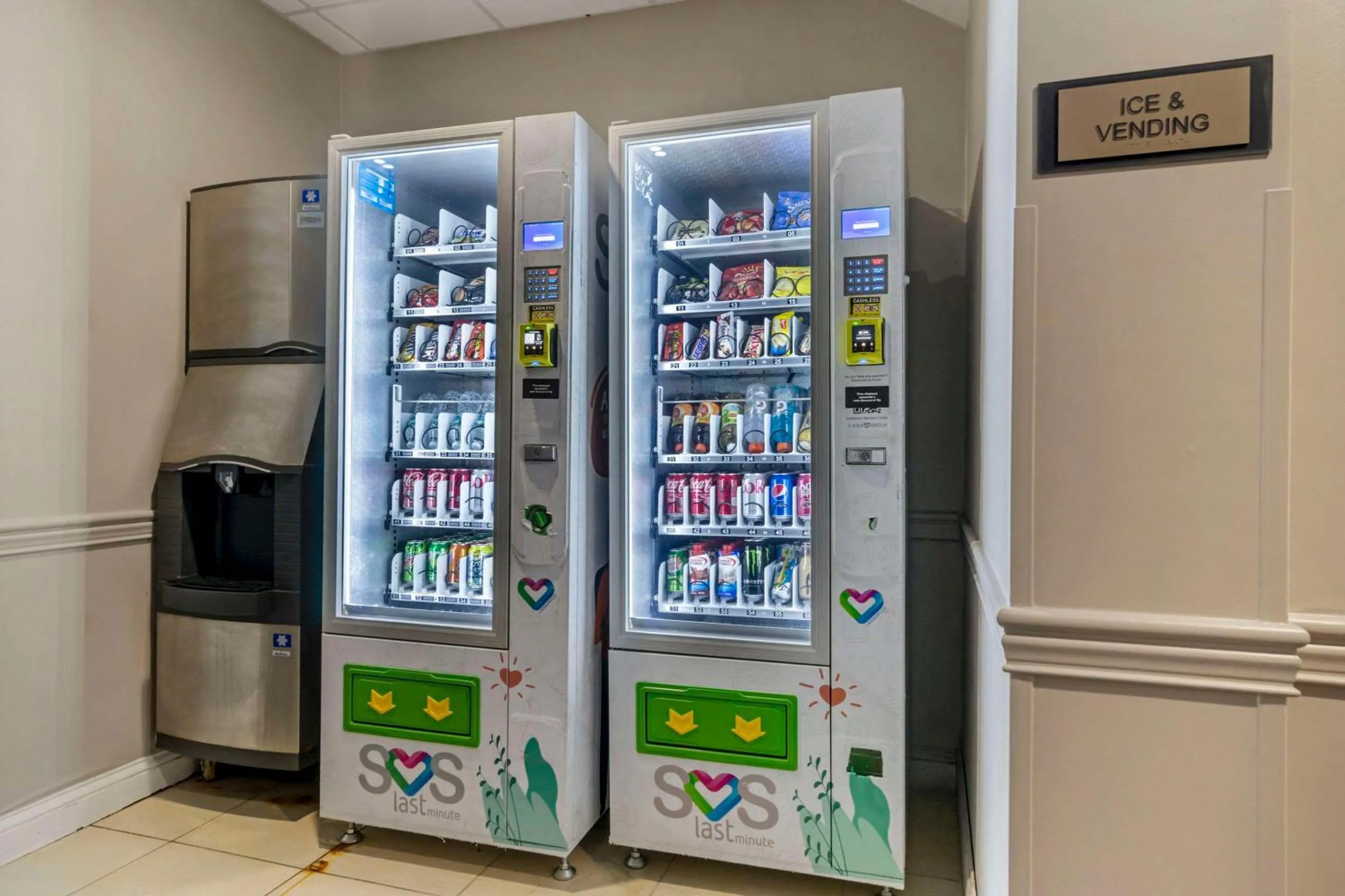 Other in Country Inn & Suites by Radisson, Tampa Airport North, FL