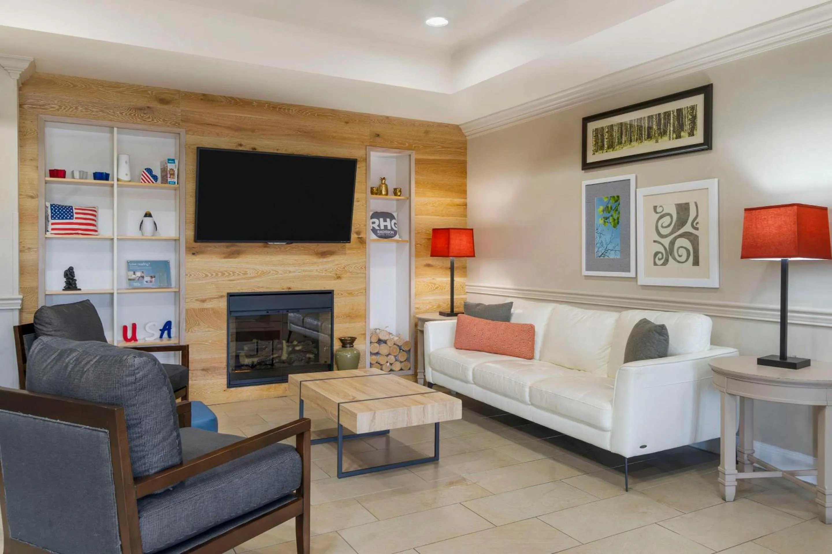 Lobby or reception in Country Inn & Suites by Radisson, Tampa Airport North, FL