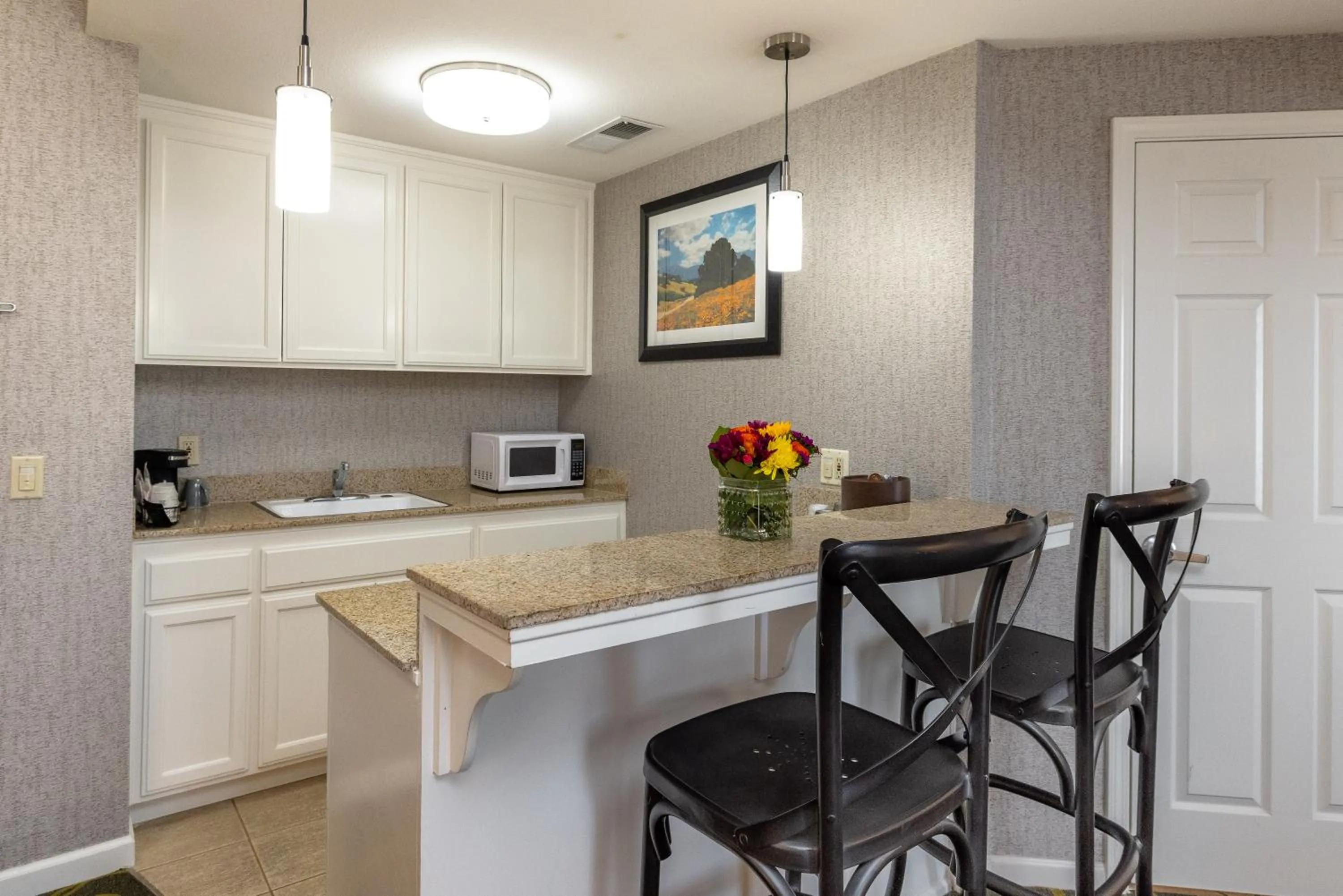 Bedroom in Best Western Plus Dixon Davis