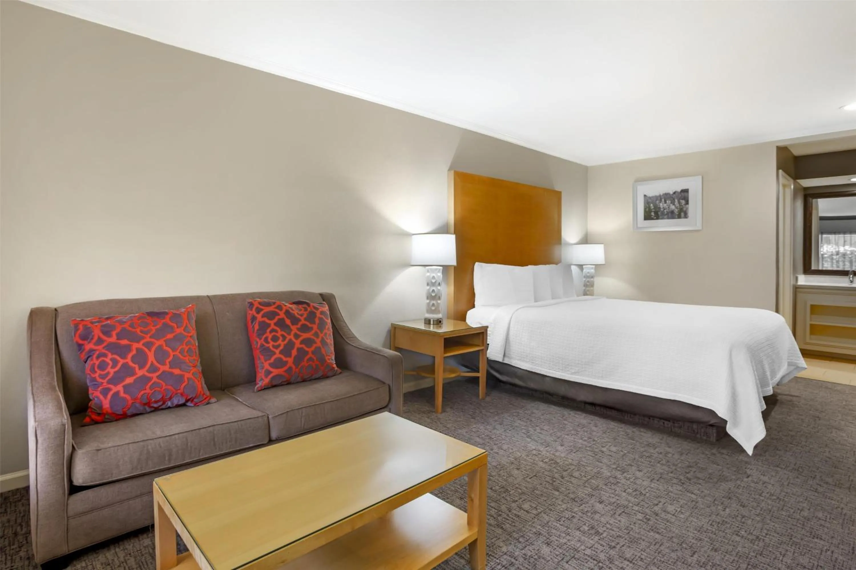 Bedroom, Bed in Best Western Plus Dixon Davis