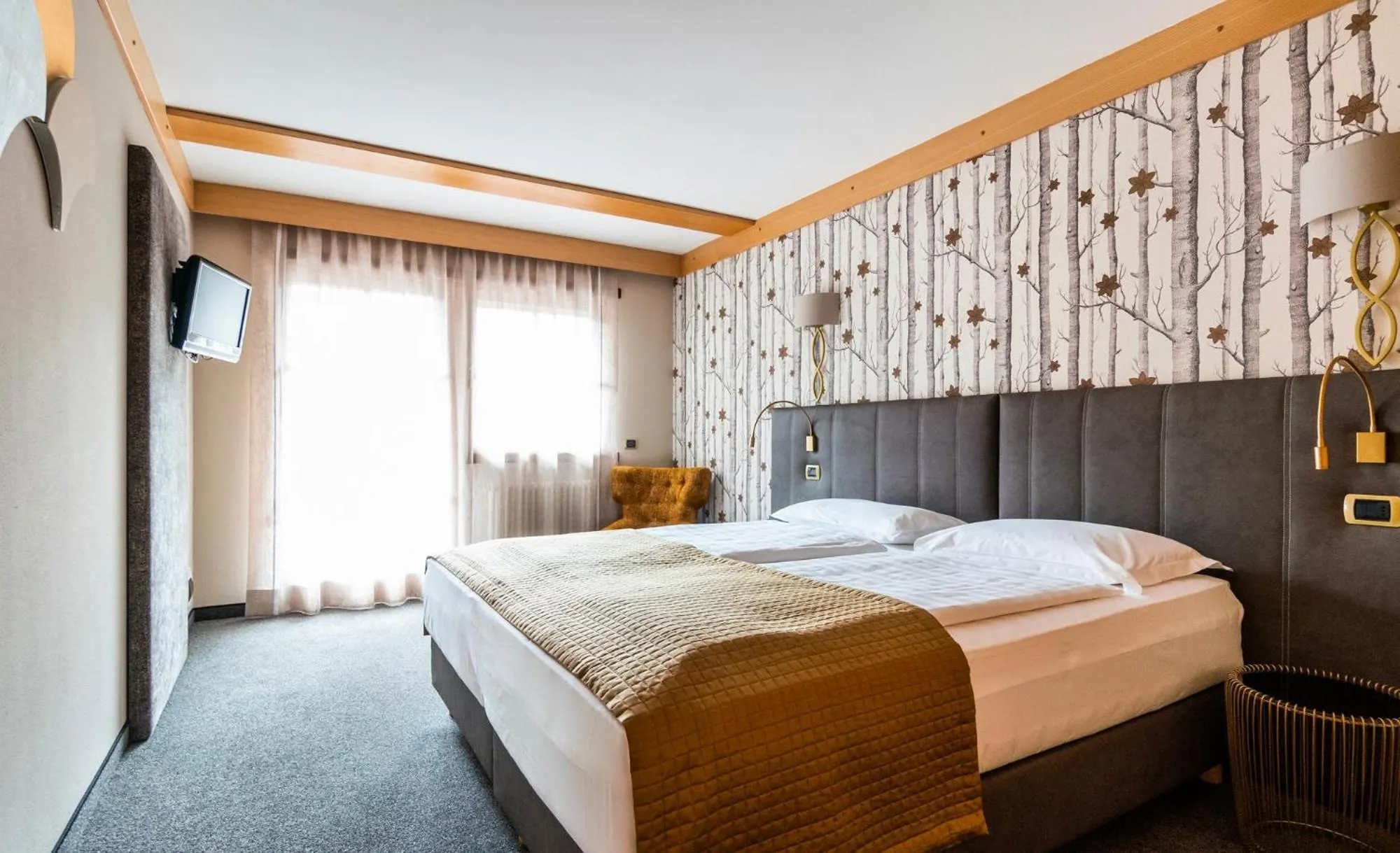 Photo of the whole room, Bed in Garni Aritz