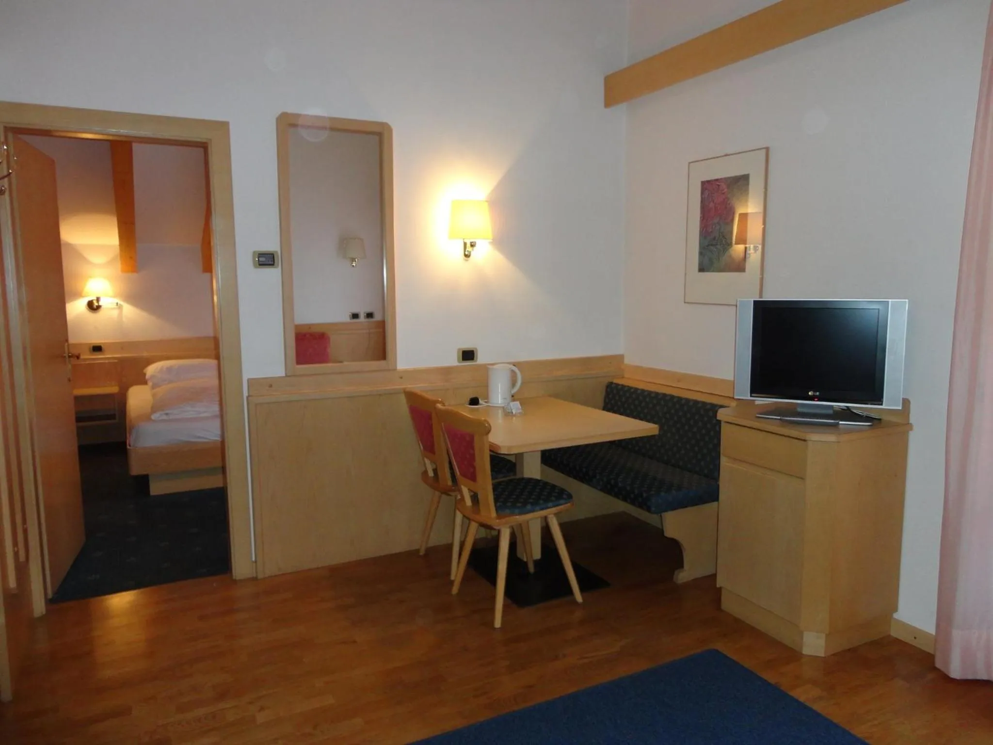 TV and multimedia, Bed in Garni Aritz