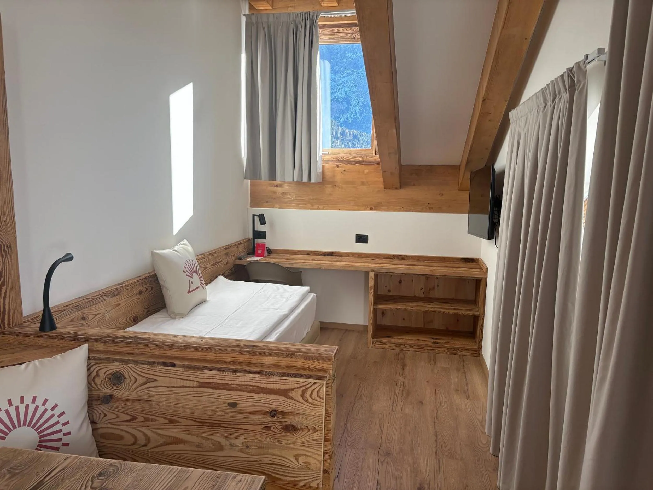 Bed in Residence Lastei