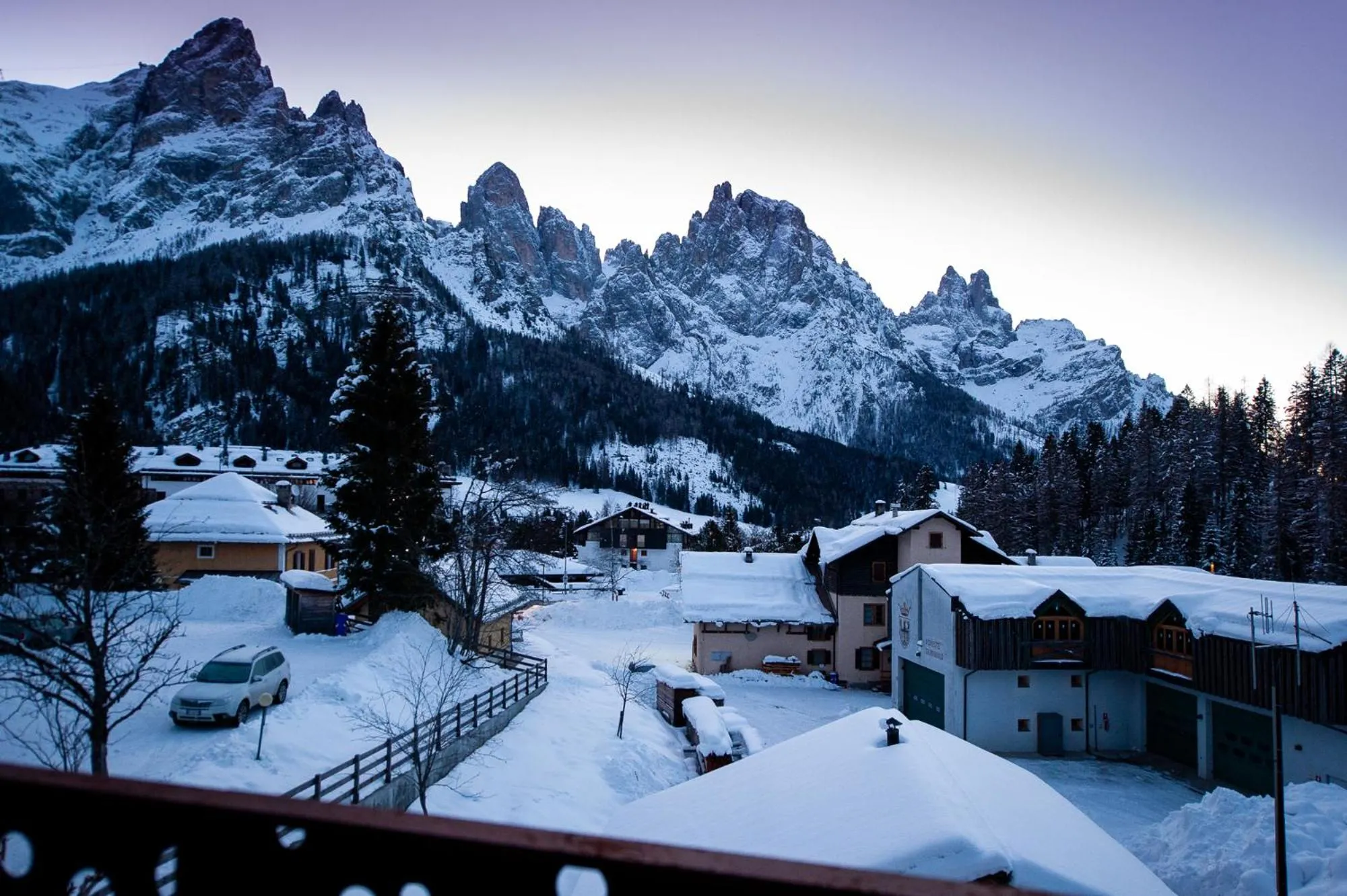 Property building in Residence Lastei