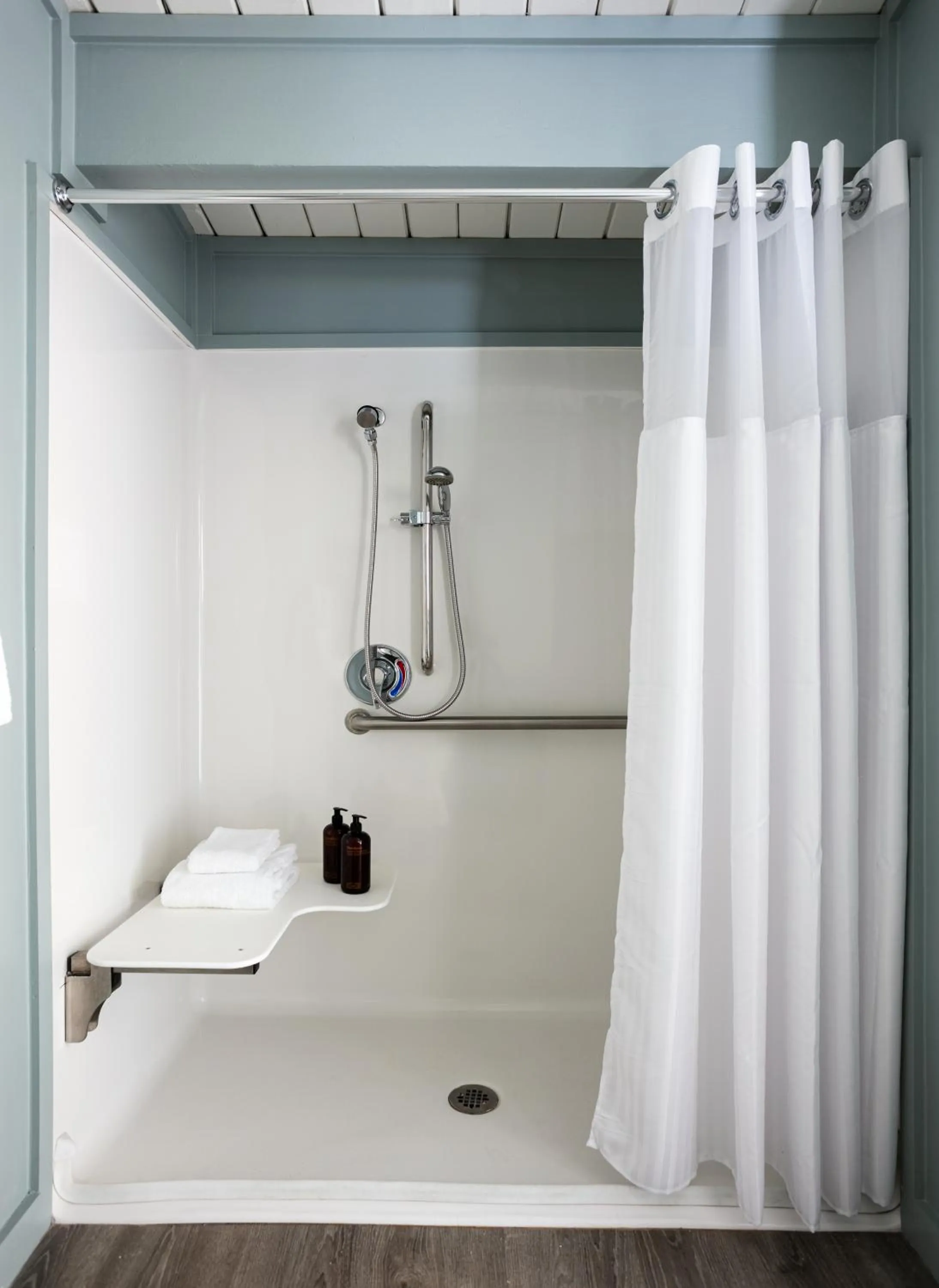 Shower in Outbound Stowe