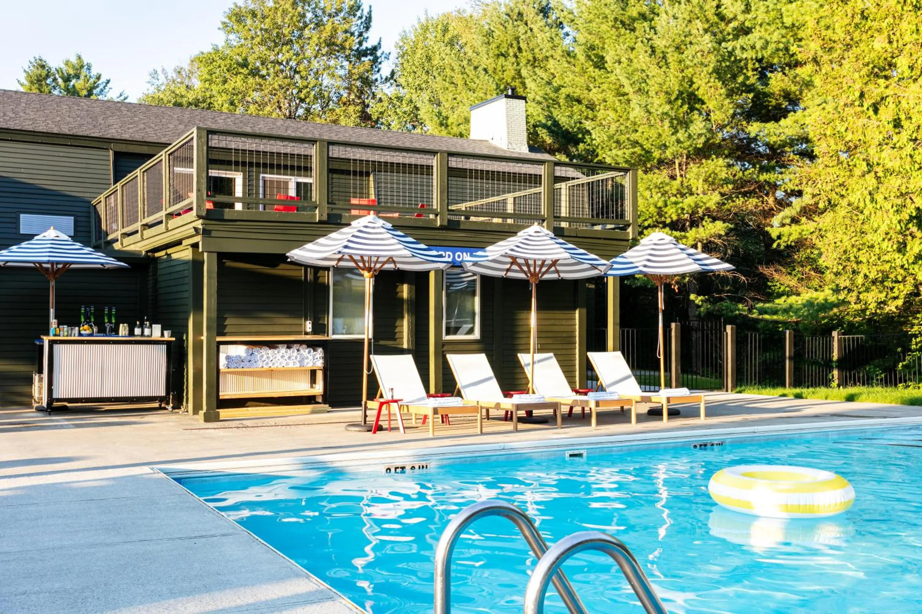 Swimming pool in Outbound Stowe
