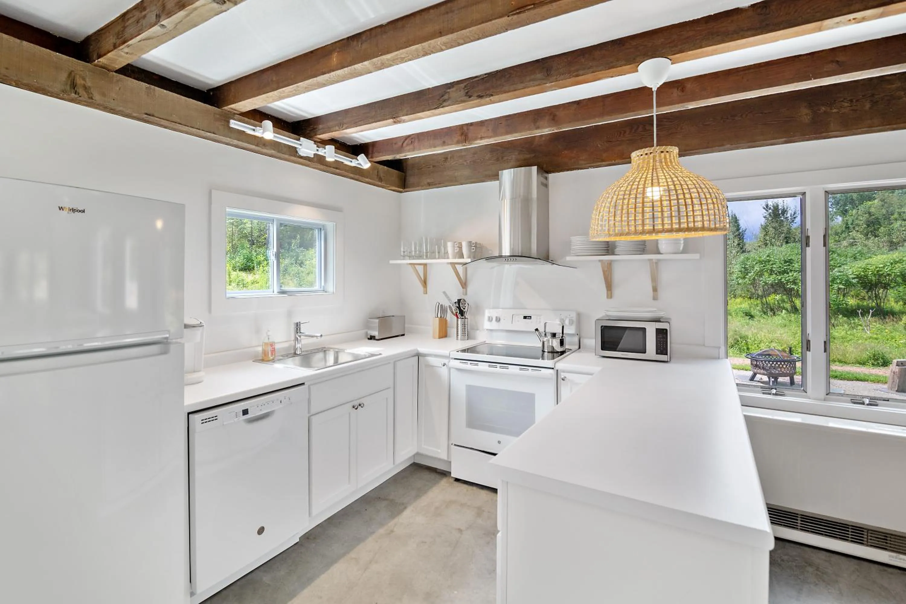 Kitchen or kitchenette in Outbound Stowe