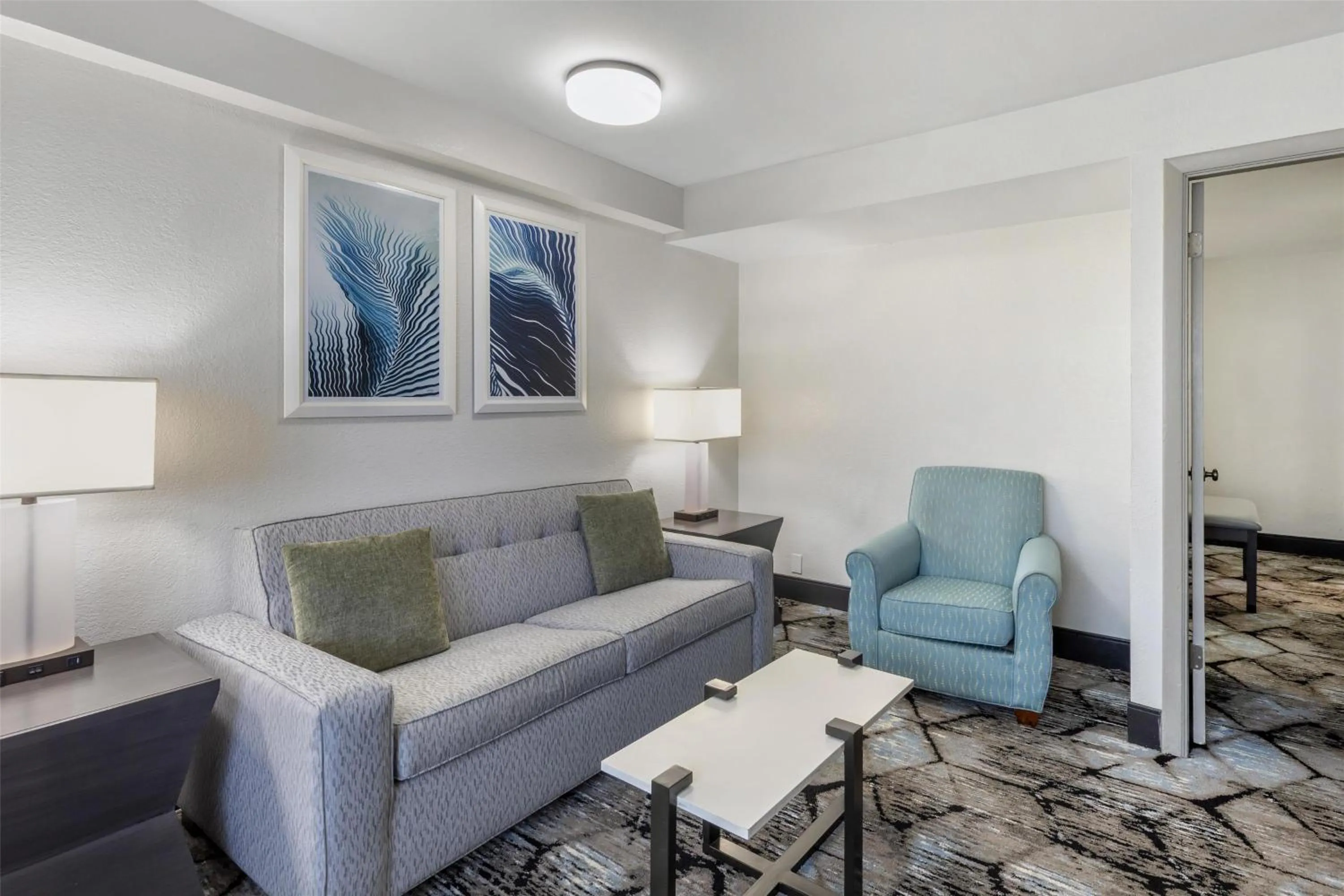 Bedroom in Best Western Plus Daytona Inn Seabreeze