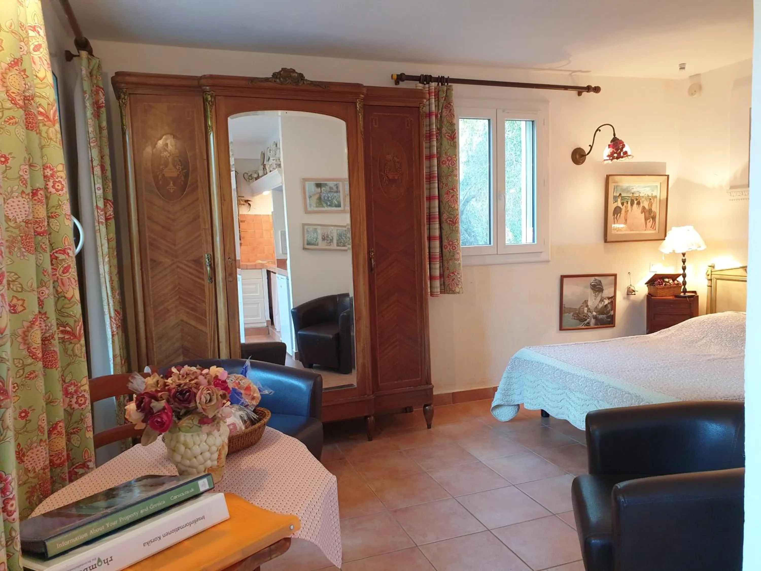 Bed in Résidence Le Home