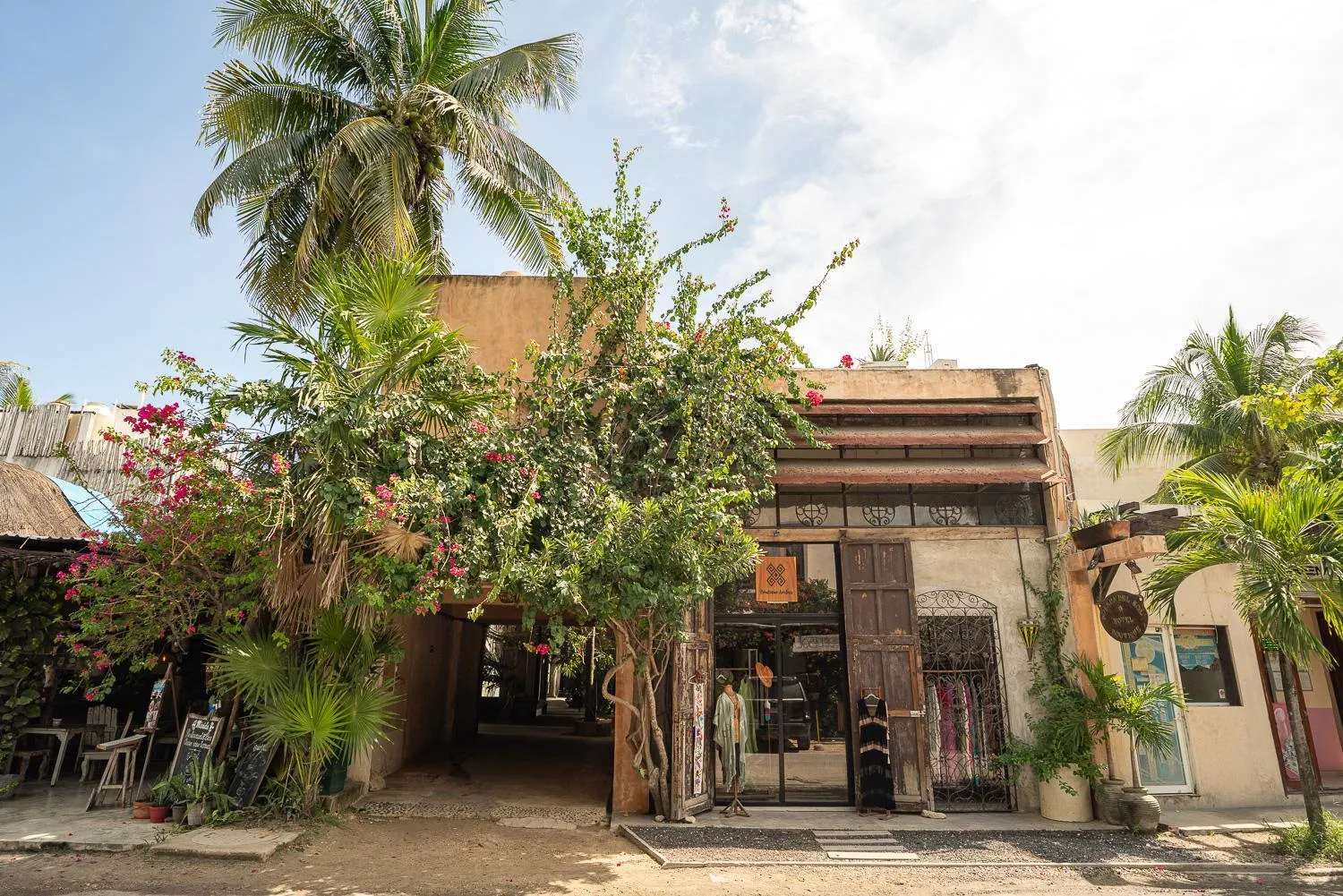 Property building in La Posada del Sol Boutique Hotel Tulum