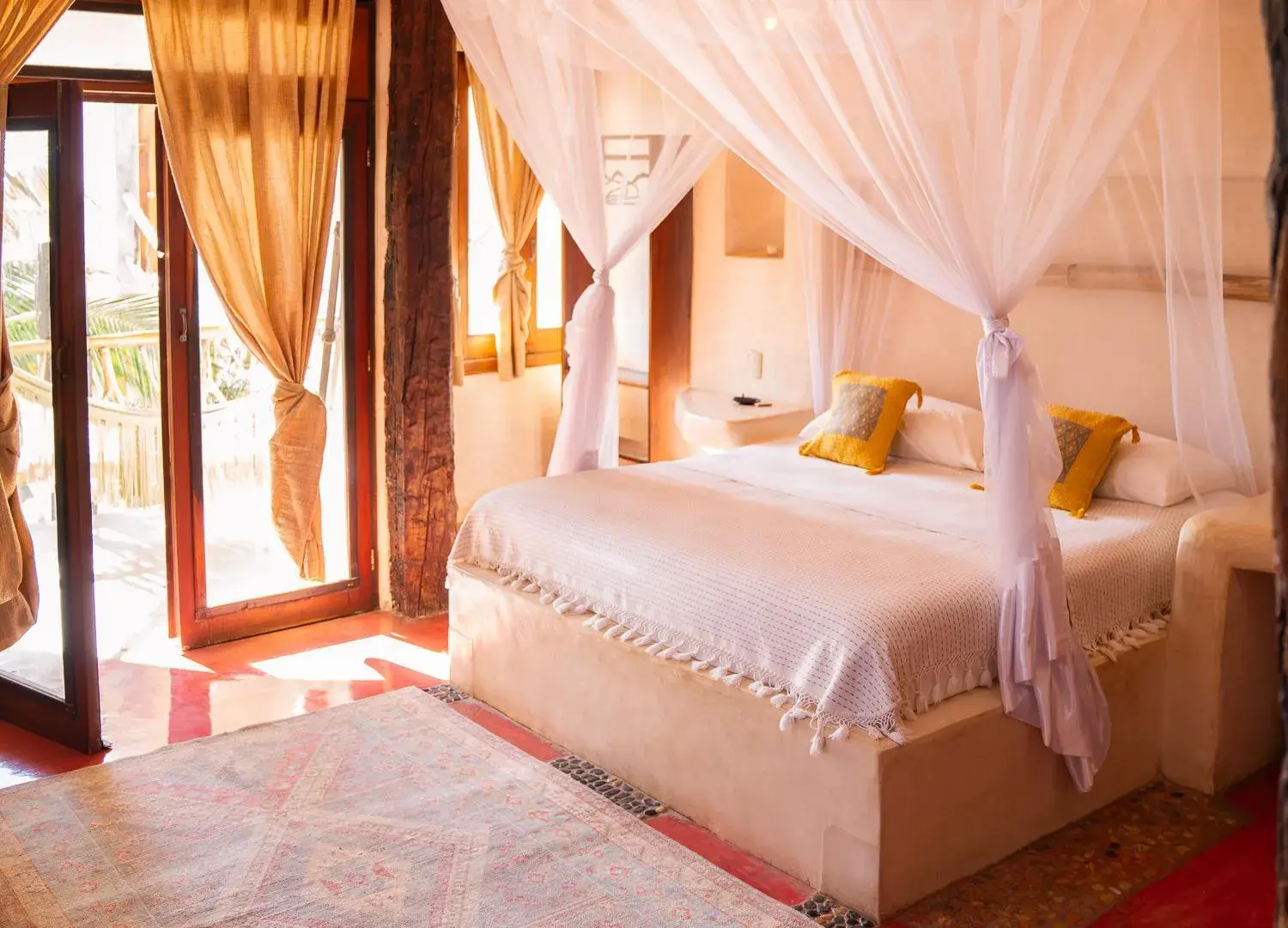 Superior Room with Ocean View king size bed in La Posada del Sol Boutique Hotel Tulum Superior Room with Ocean View king size bed in La Posada del Sol Boutique Hotel Tulum