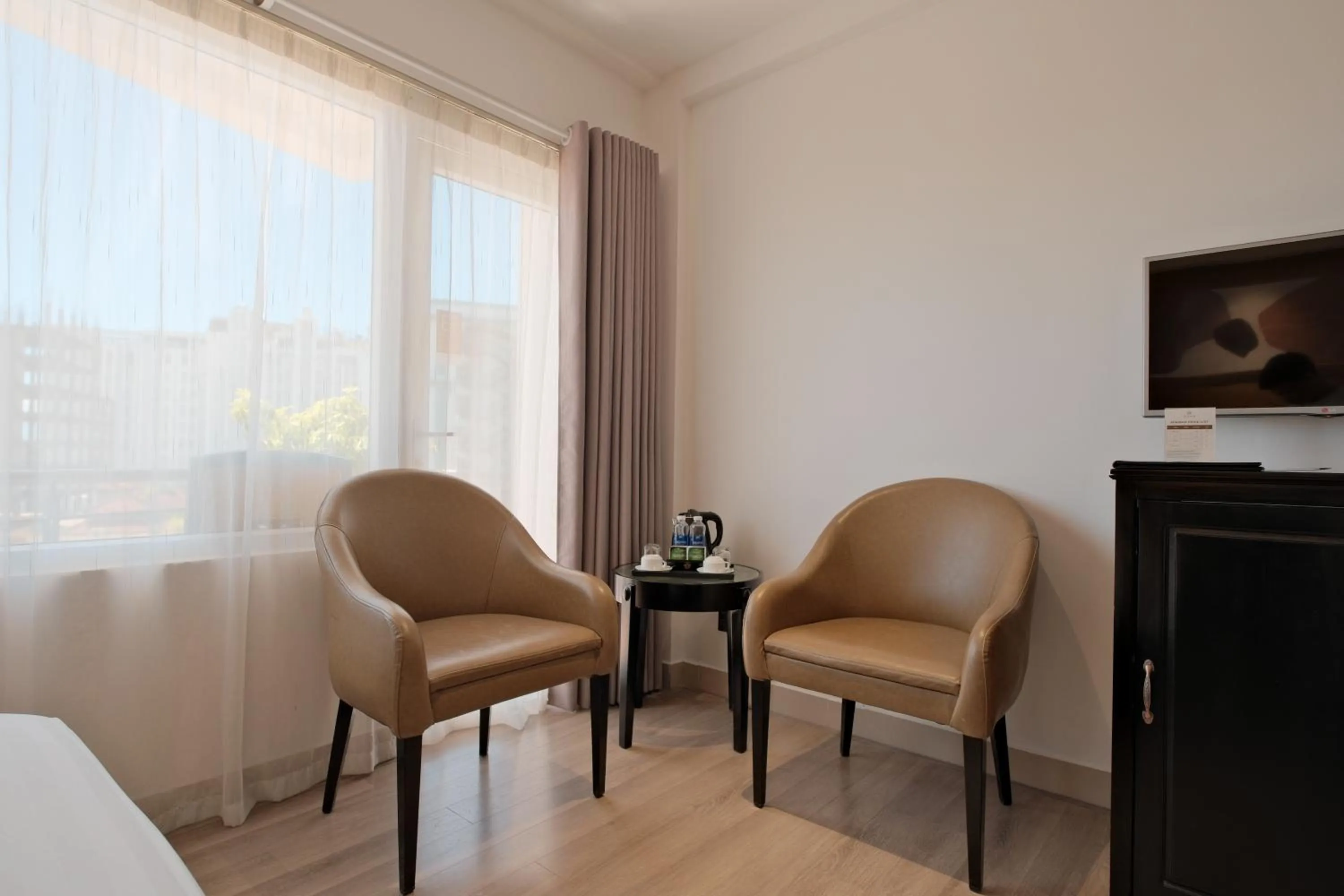 TV and multimedia in Rosaleen Boutique Hotel