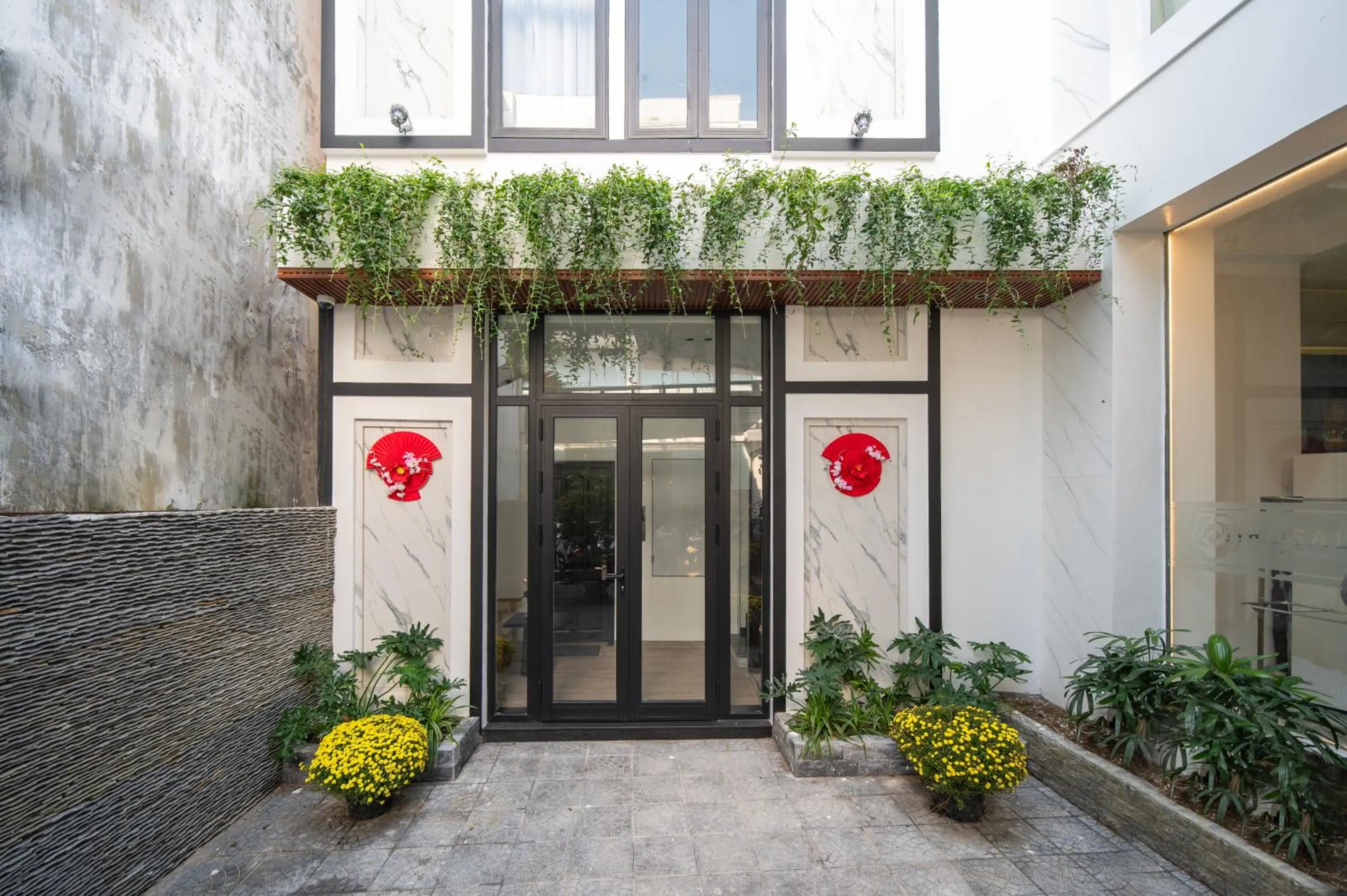 Property building in Rosaleen Boutique Hotel