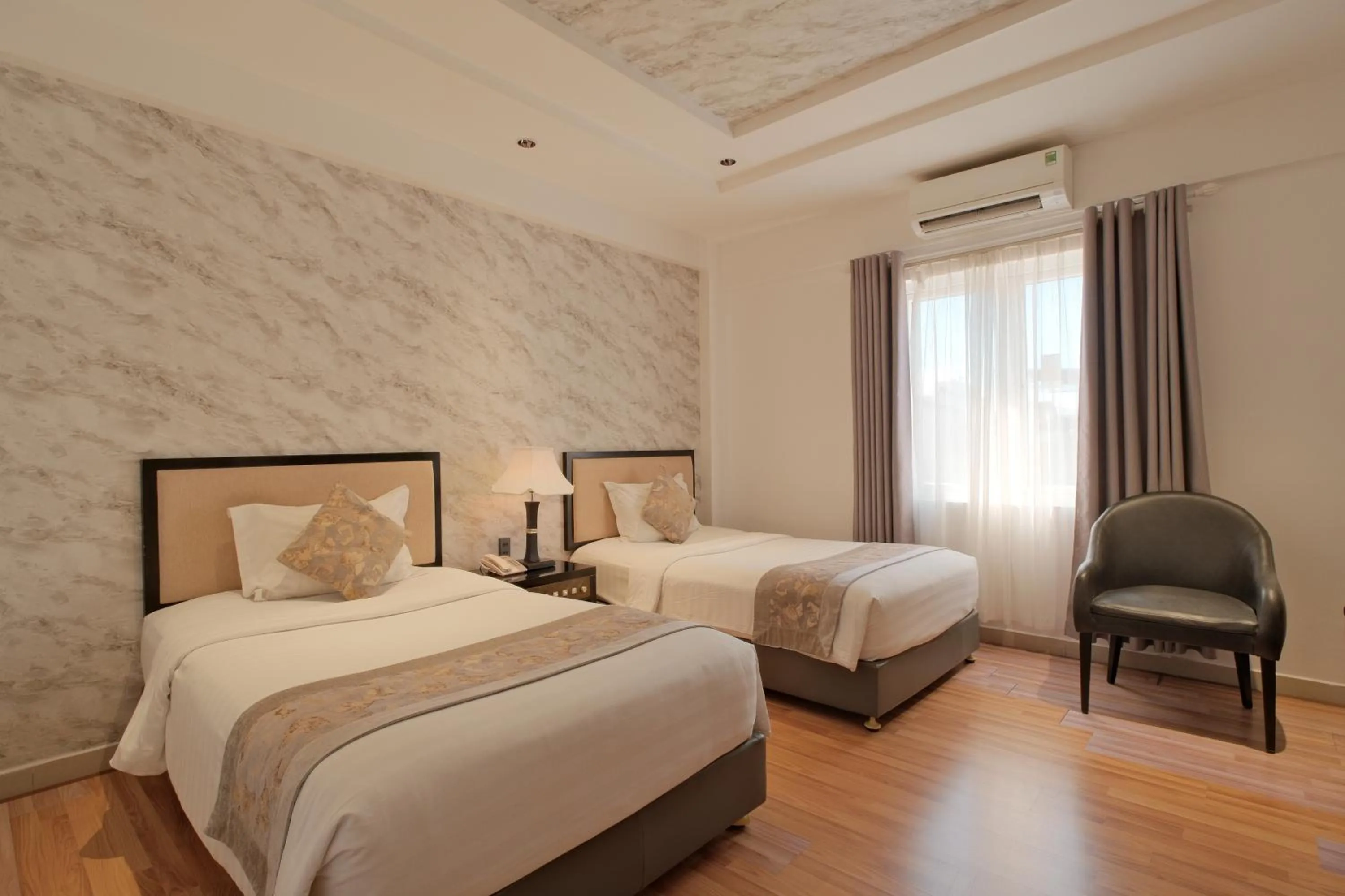 Bed in Rosaleen Boutique Hotel