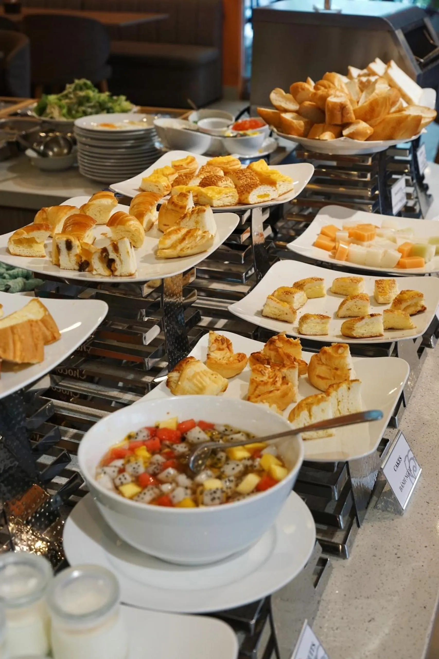 Dining area in Rosaleen Boutique Hotel