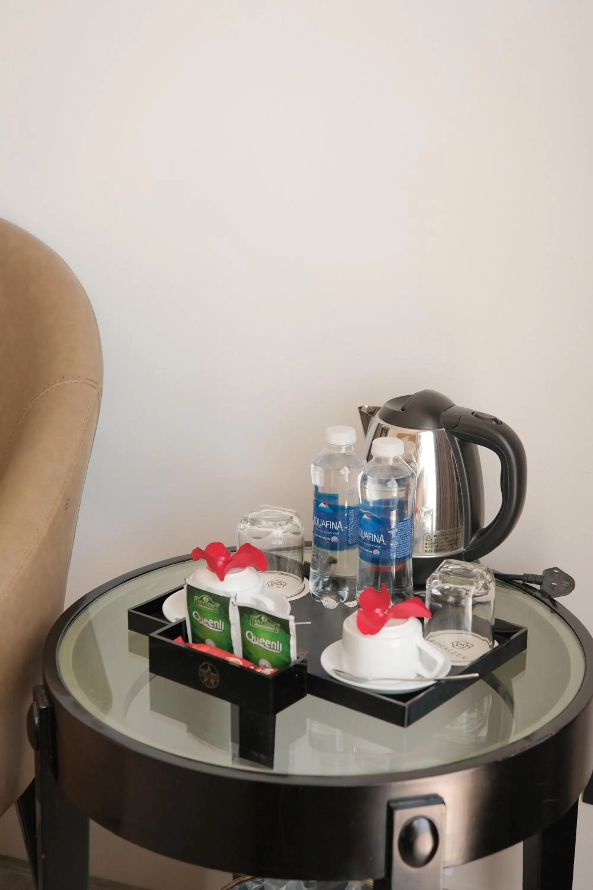 Coffee/tea facilities in Rosaleen Boutique Hotel