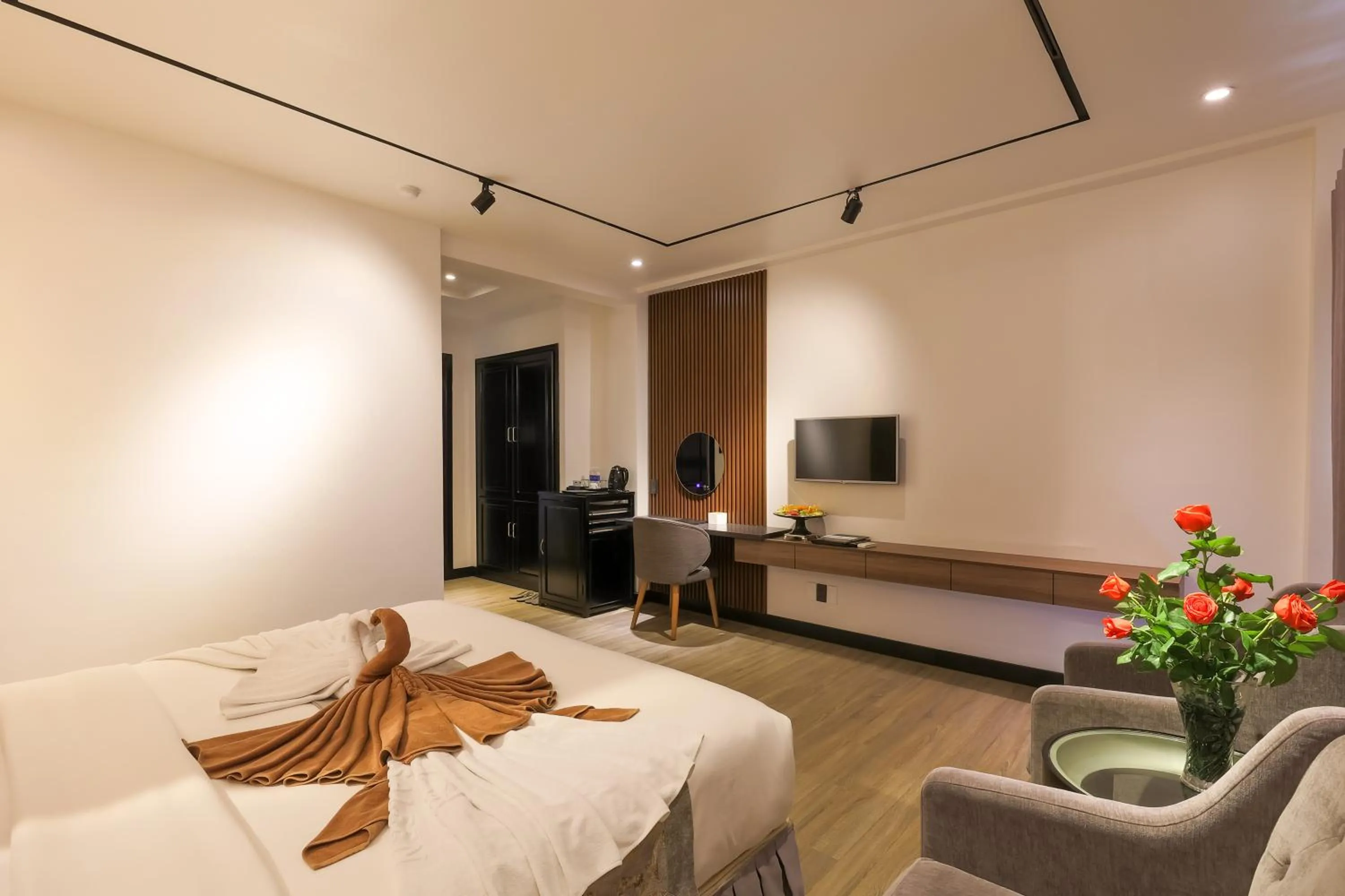 Bed in Rosaleen Boutique Hotel