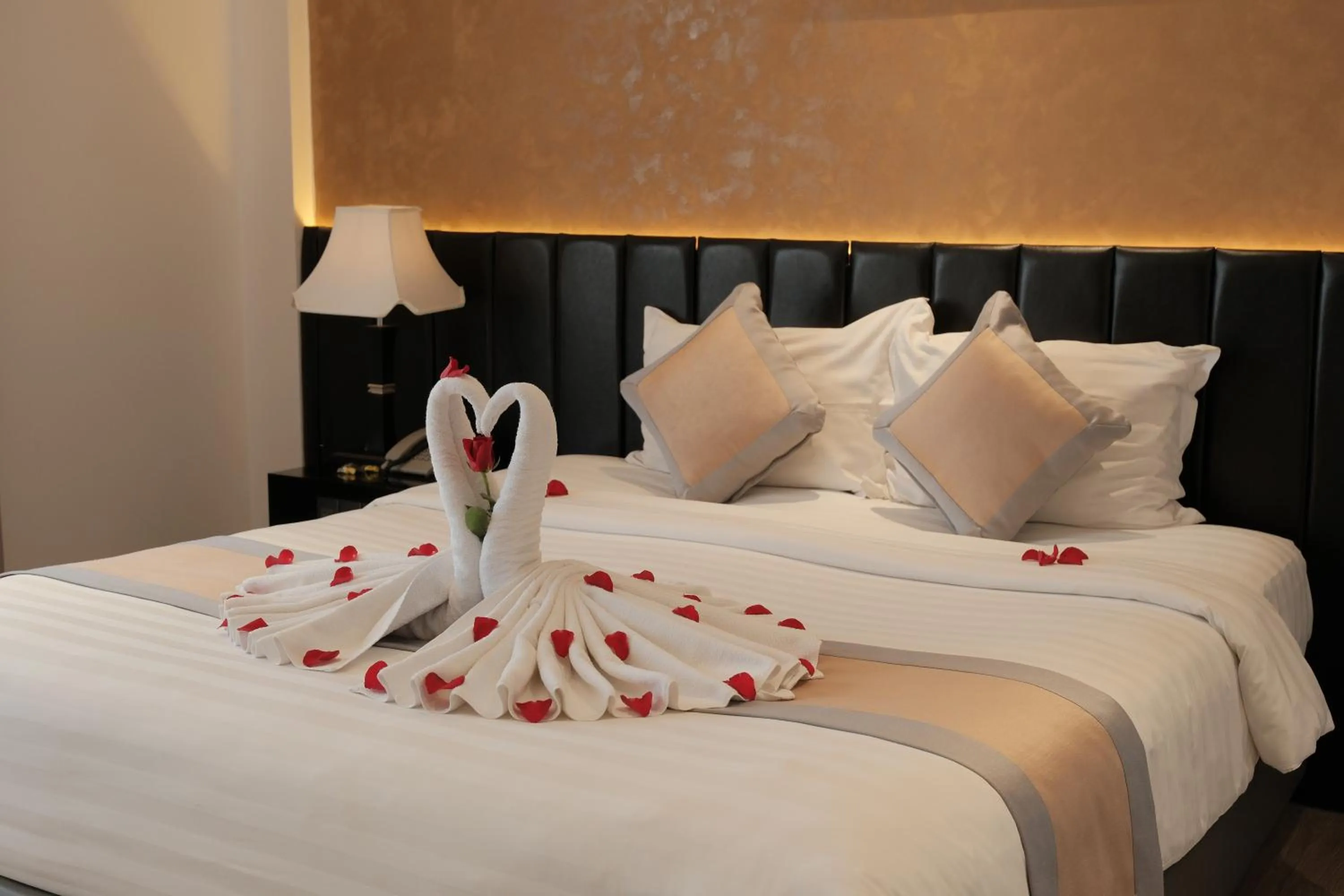 Bed in Rosaleen Boutique Hotel