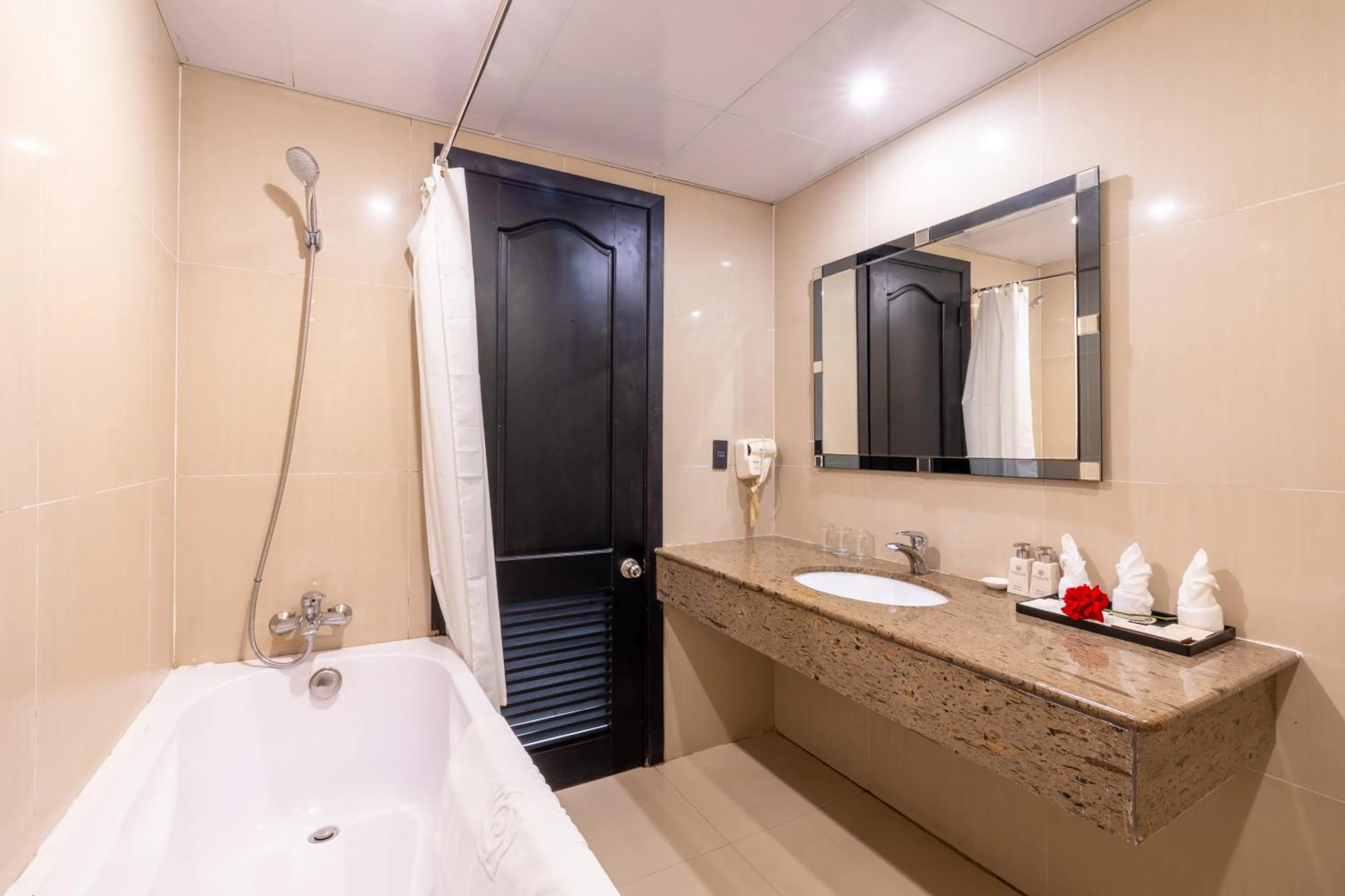 Shower in Rosaleen Boutique Hotel