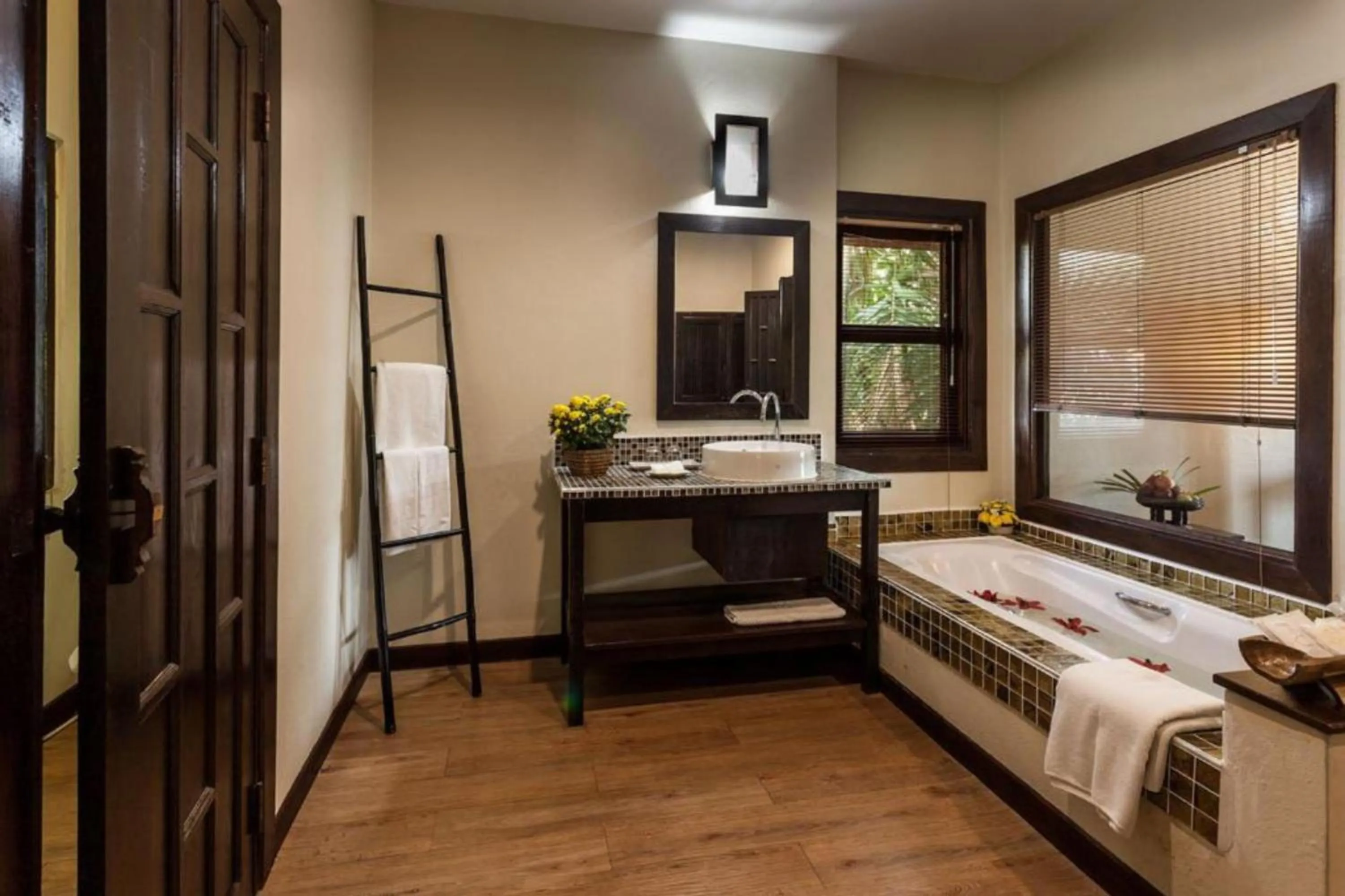 Bathroom, Bed in Lanna Dusita Riverside Boutique Resort