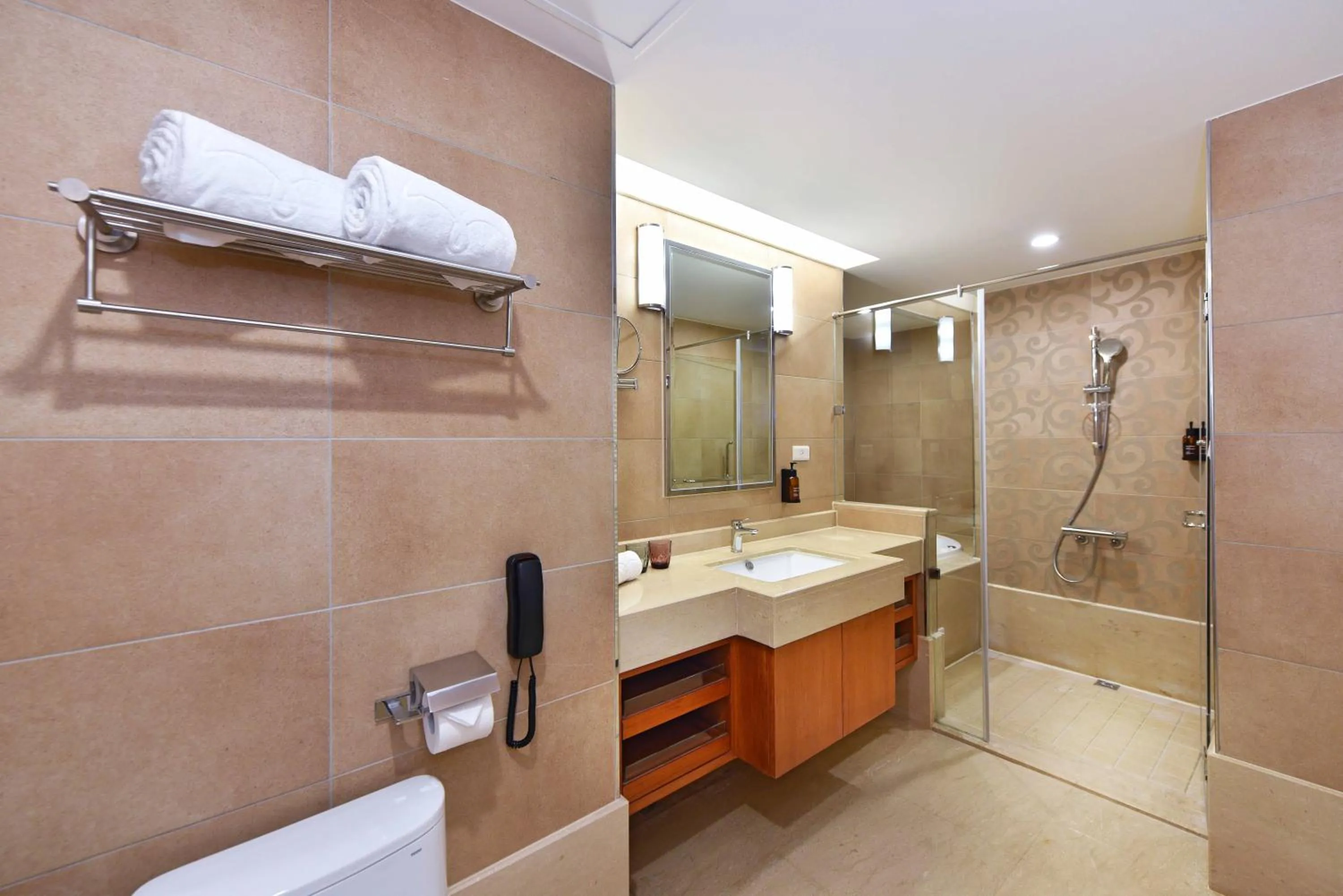 Shower in Fullon Poshtel - Linkou