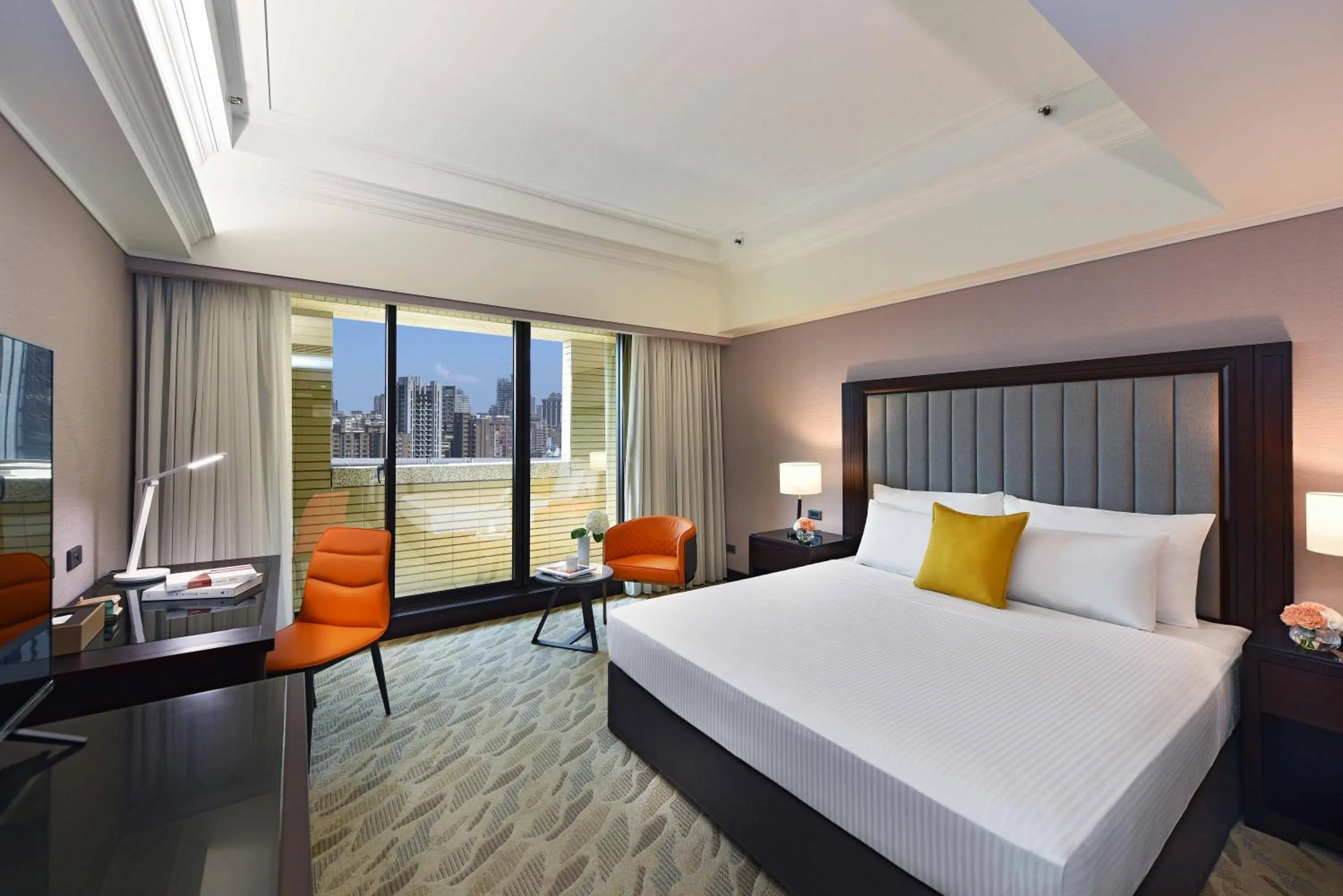 Bedroom, Bed in Fullon Poshtel - Linkou