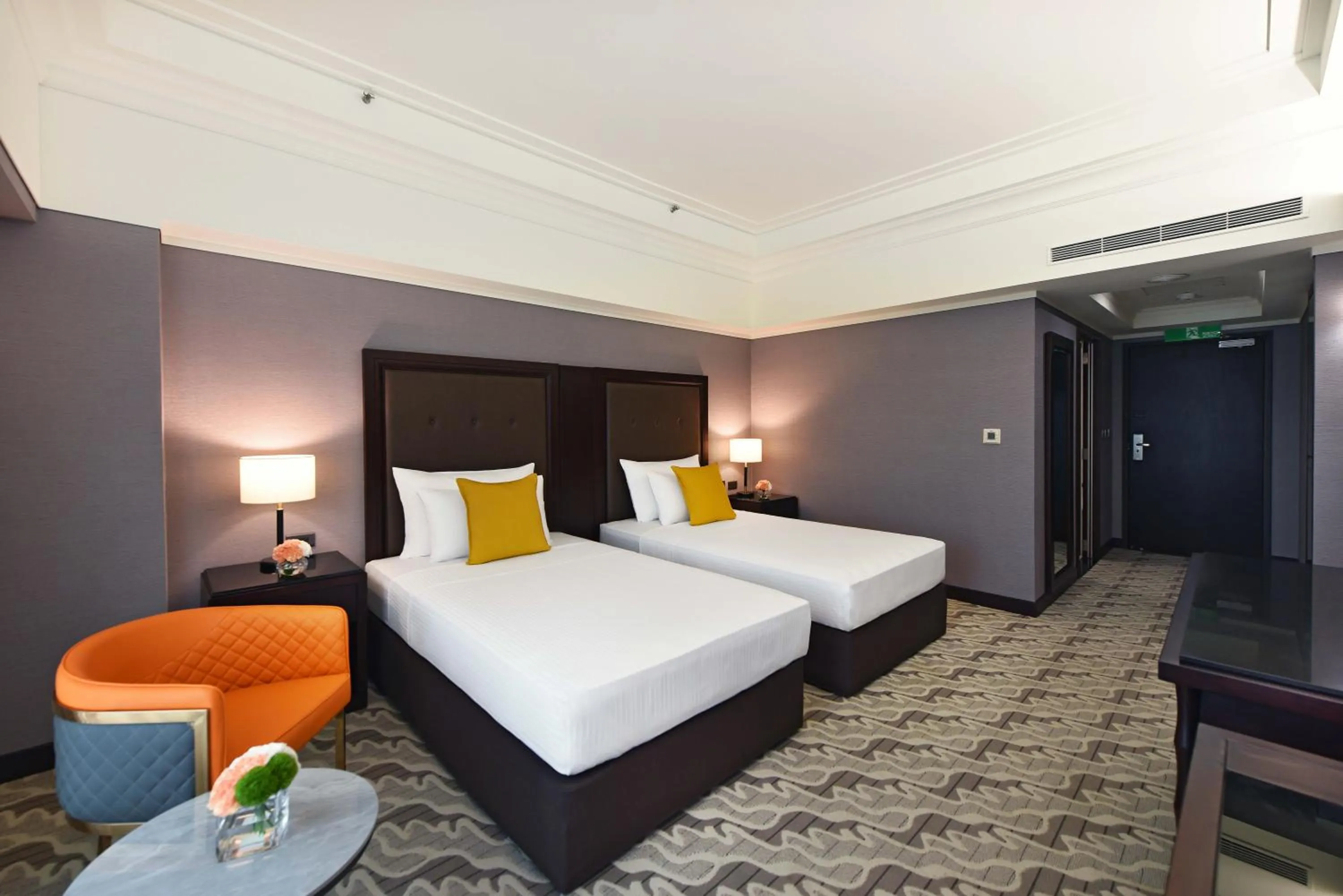 Bedroom, Bed in Fullon Poshtel - Linkou