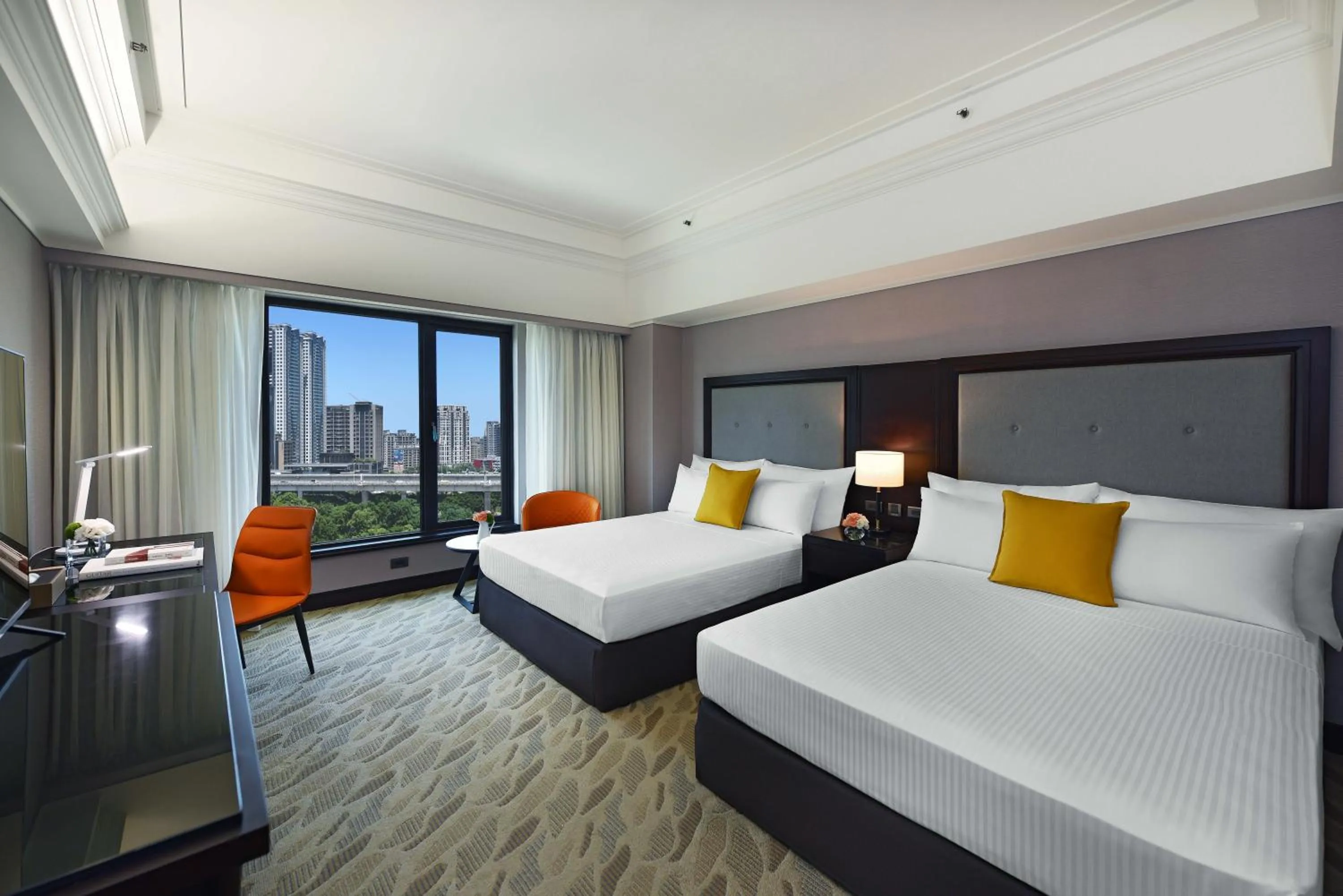 Photo of the whole room, Bed in Fullon Poshtel - Linkou