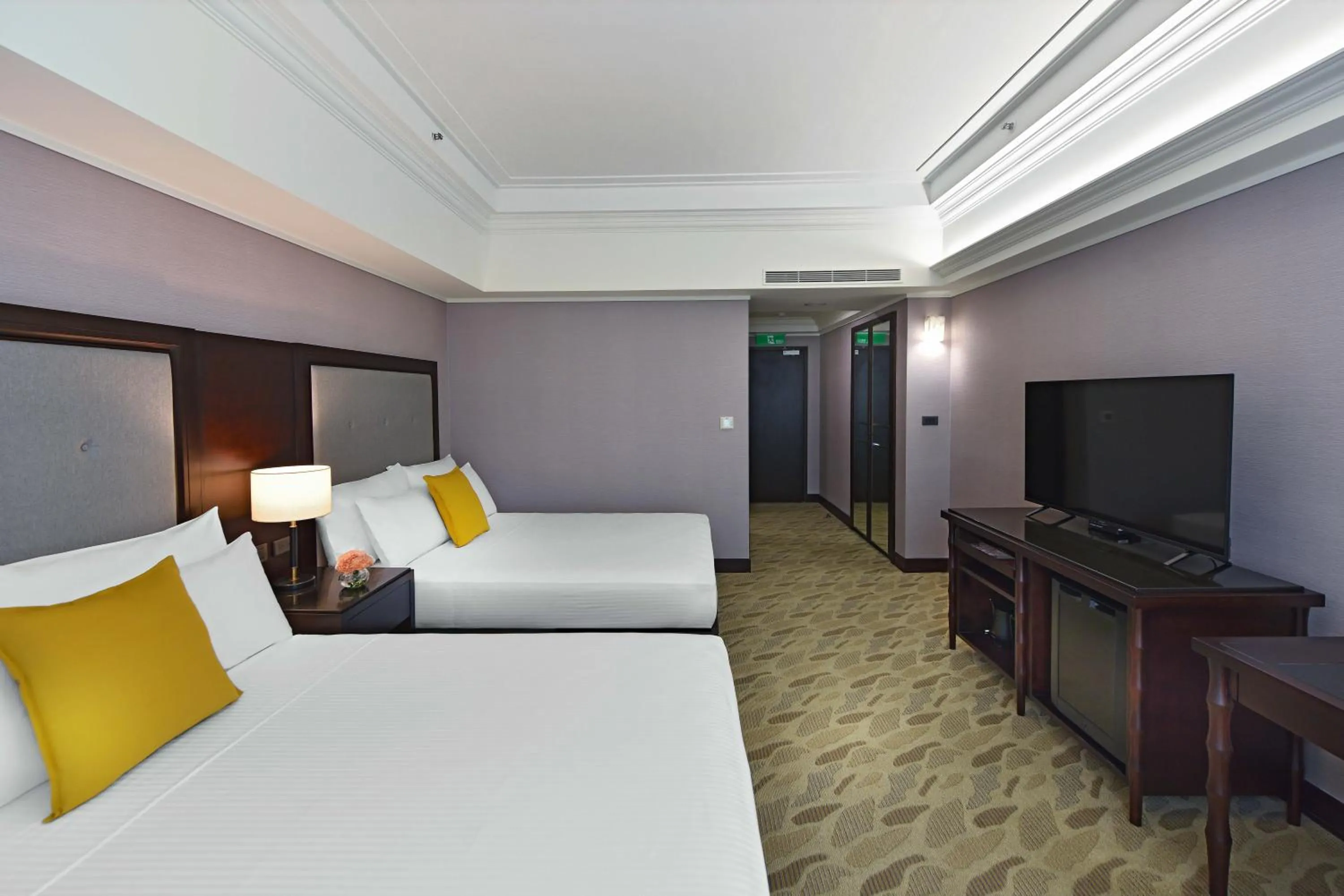 Bedroom, Bed in Fullon Poshtel - Linkou