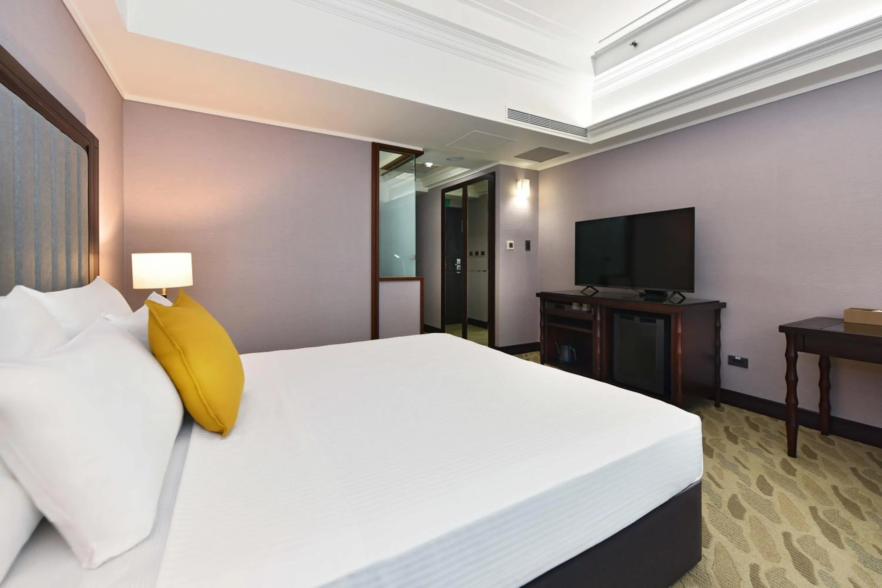 Bedroom, Bed in Fullon Poshtel - Linkou