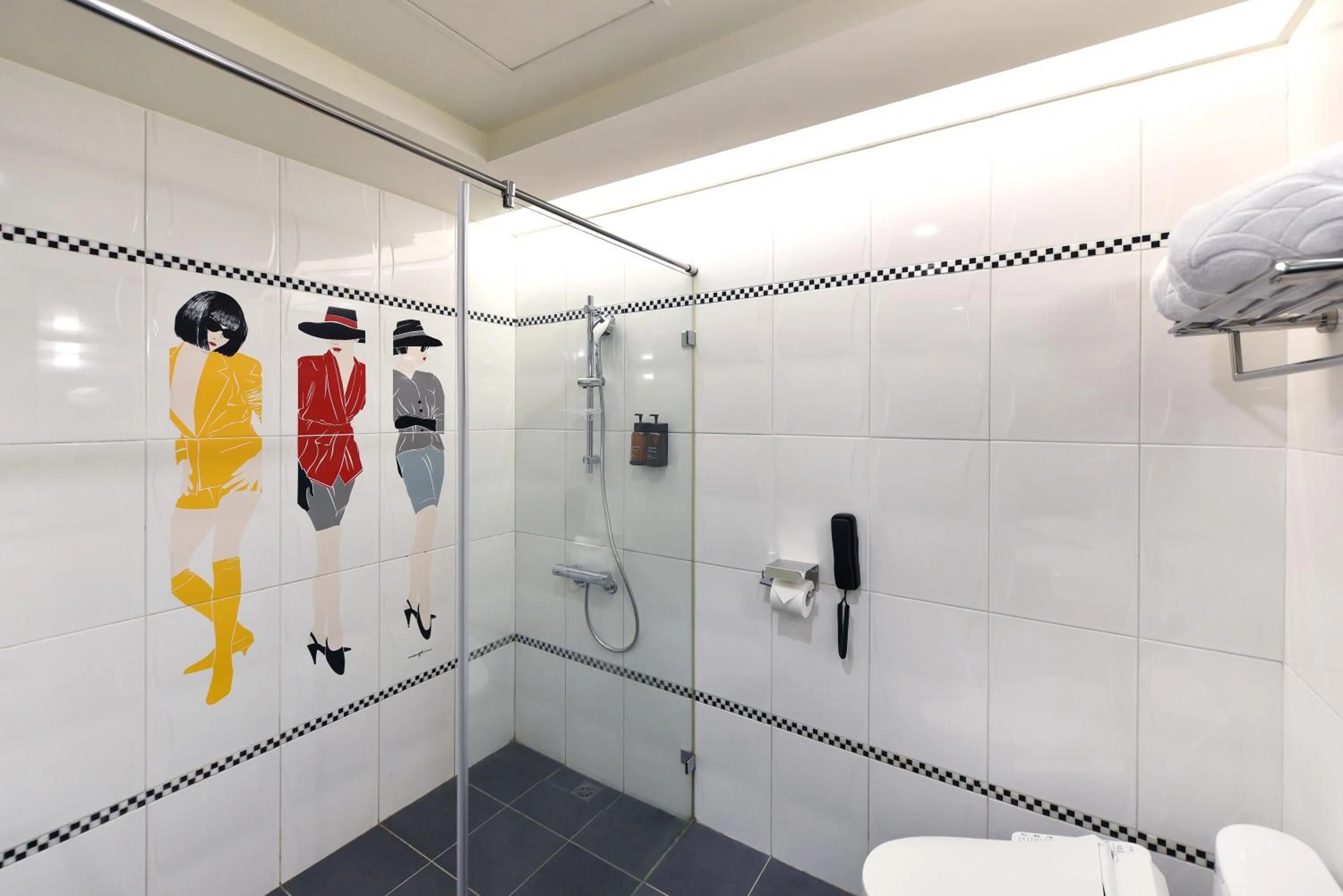 Shower in Fullon Poshtel - Linkou