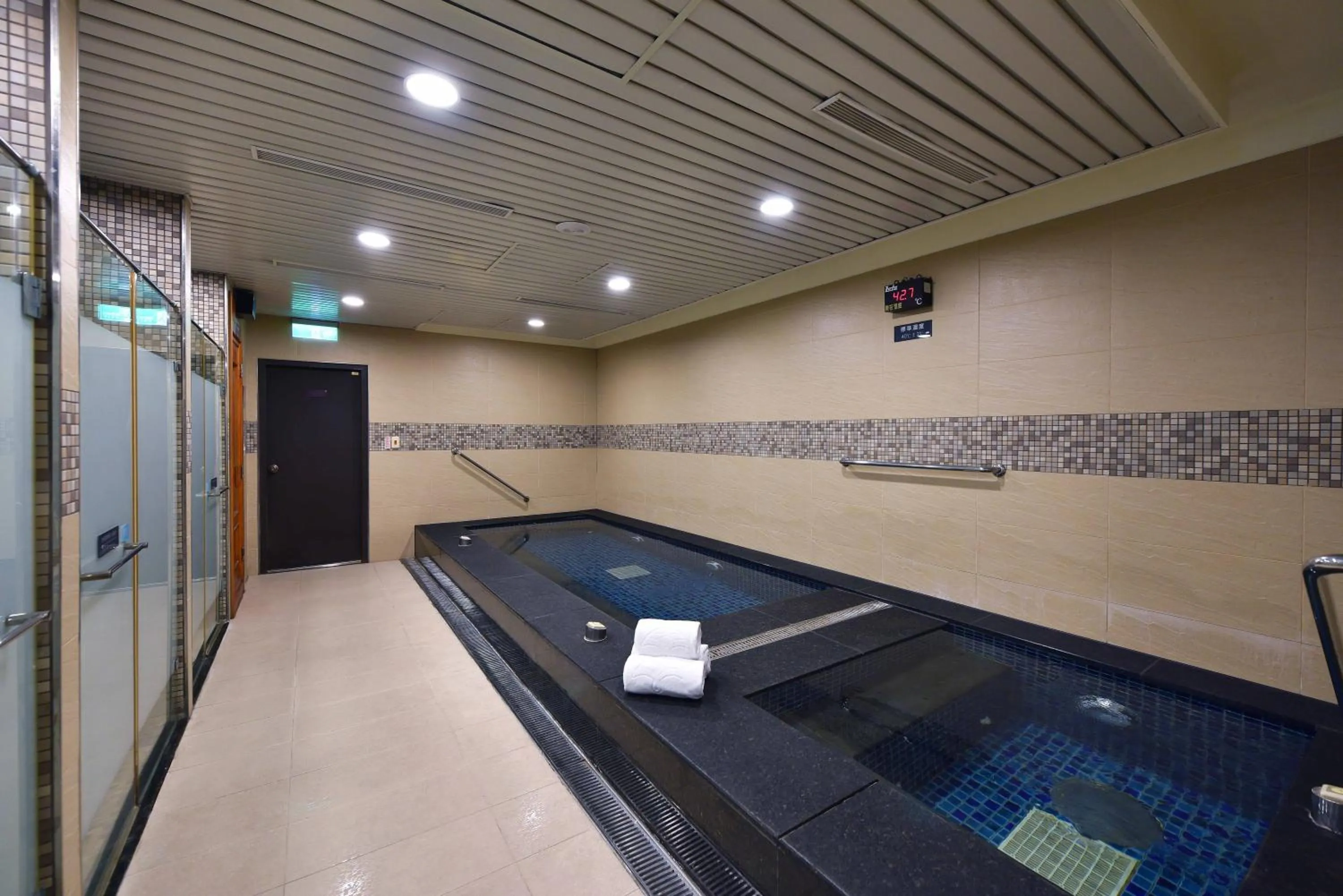 Hot Spring Bath in Fullon Poshtel - Linkou