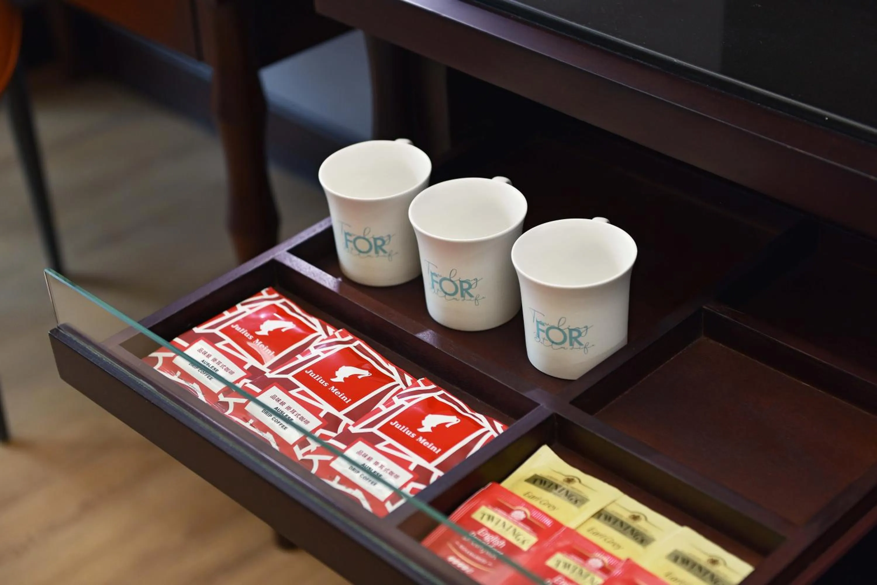 Food and drinks in Fullon Poshtel - Linkou