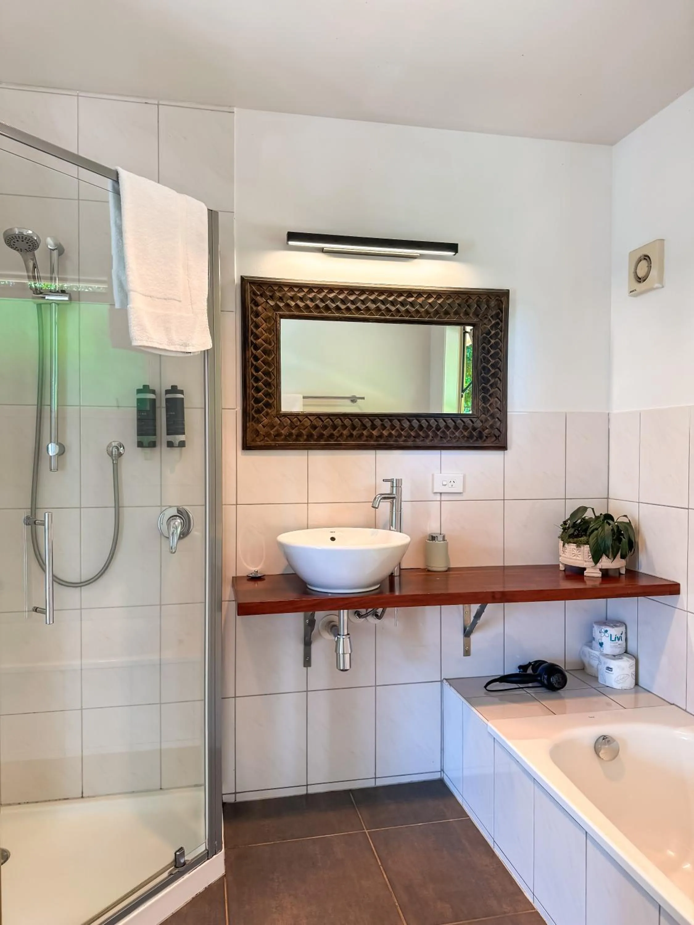 Shower in Avalon Resort