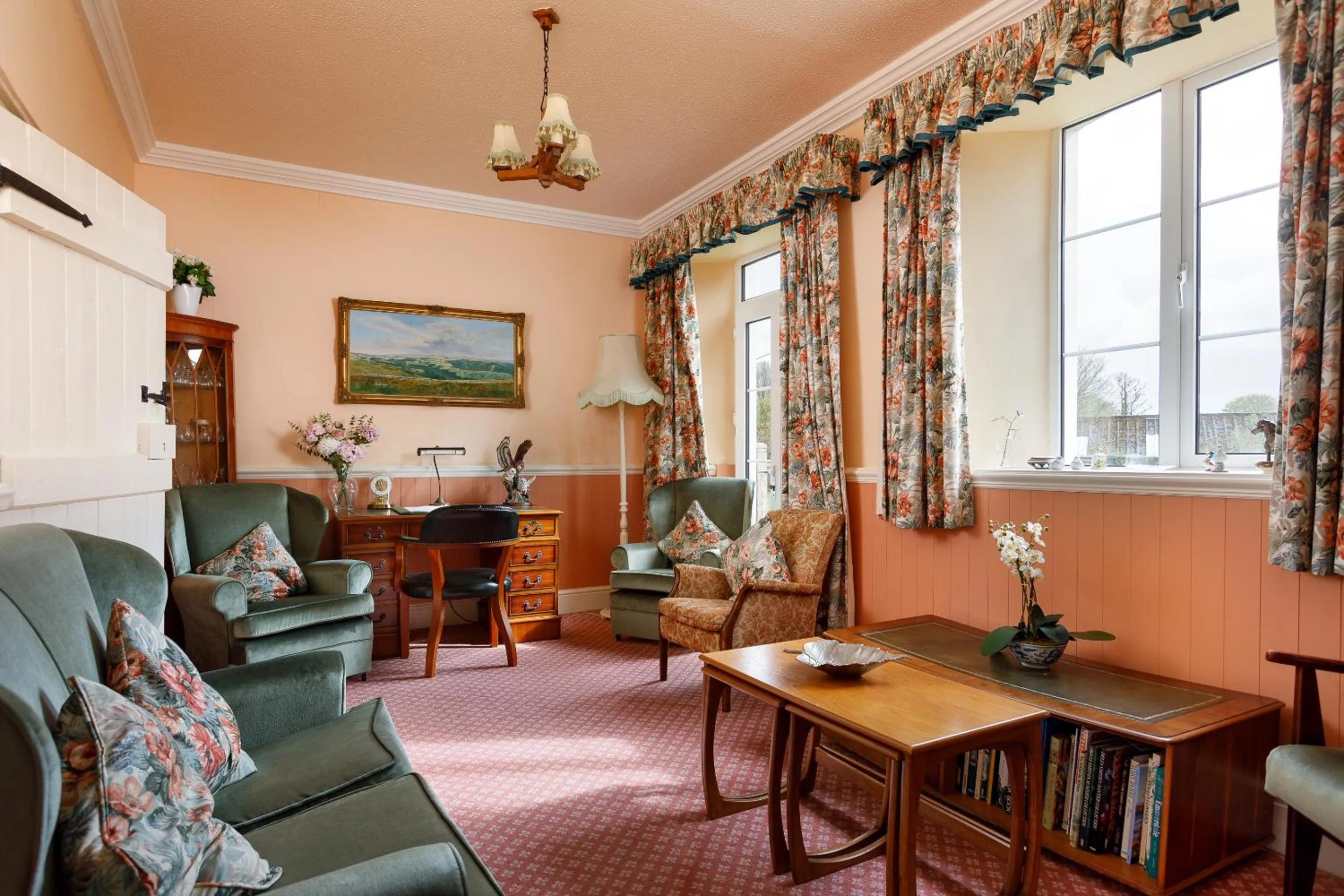 Living room in Bucklawren Farm
