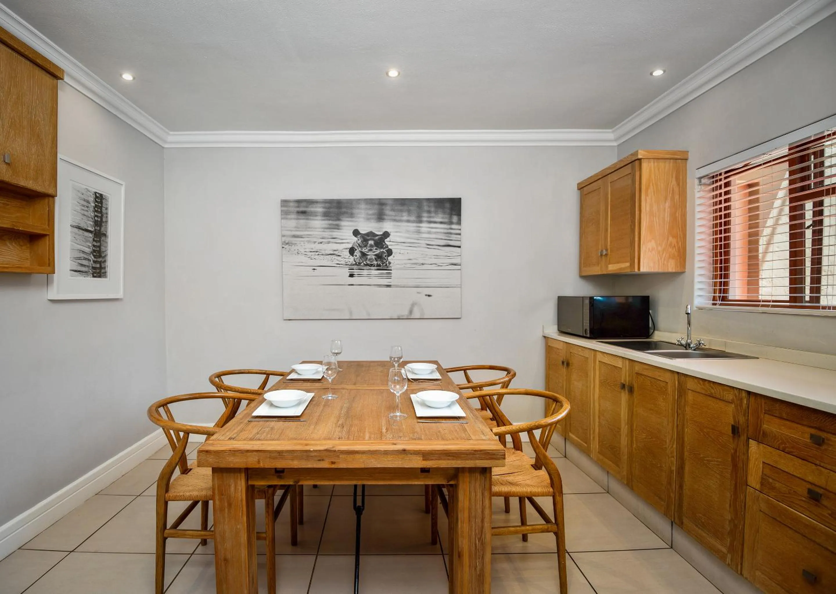 Kitchen or kitchenette in Jozini Tiger Lodge & Spa by Dream Resorts