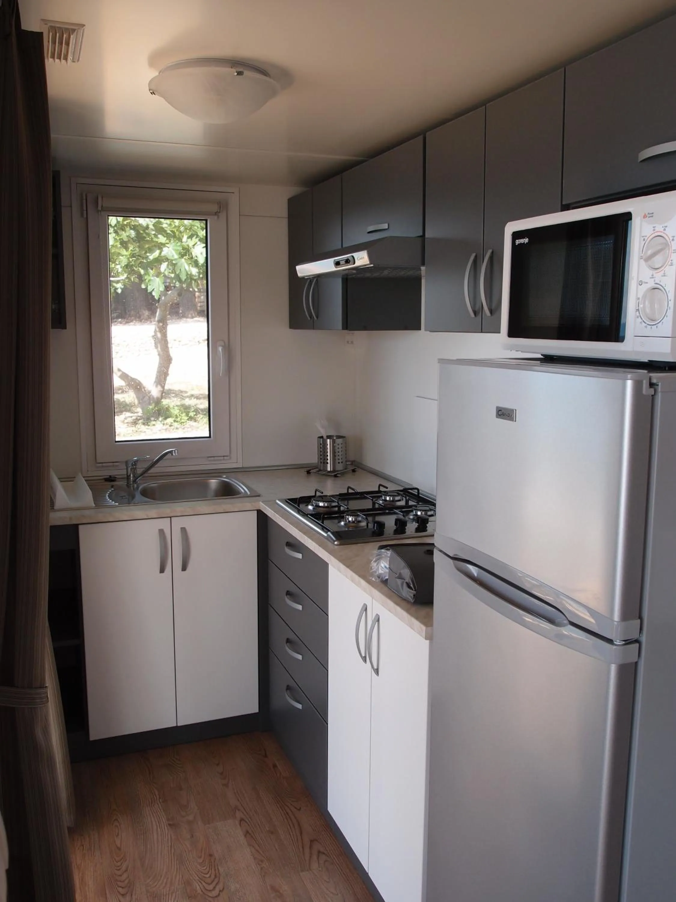 Kitchen or kitchenette in Victoria Mobilhome Camping Dole-Živogošče