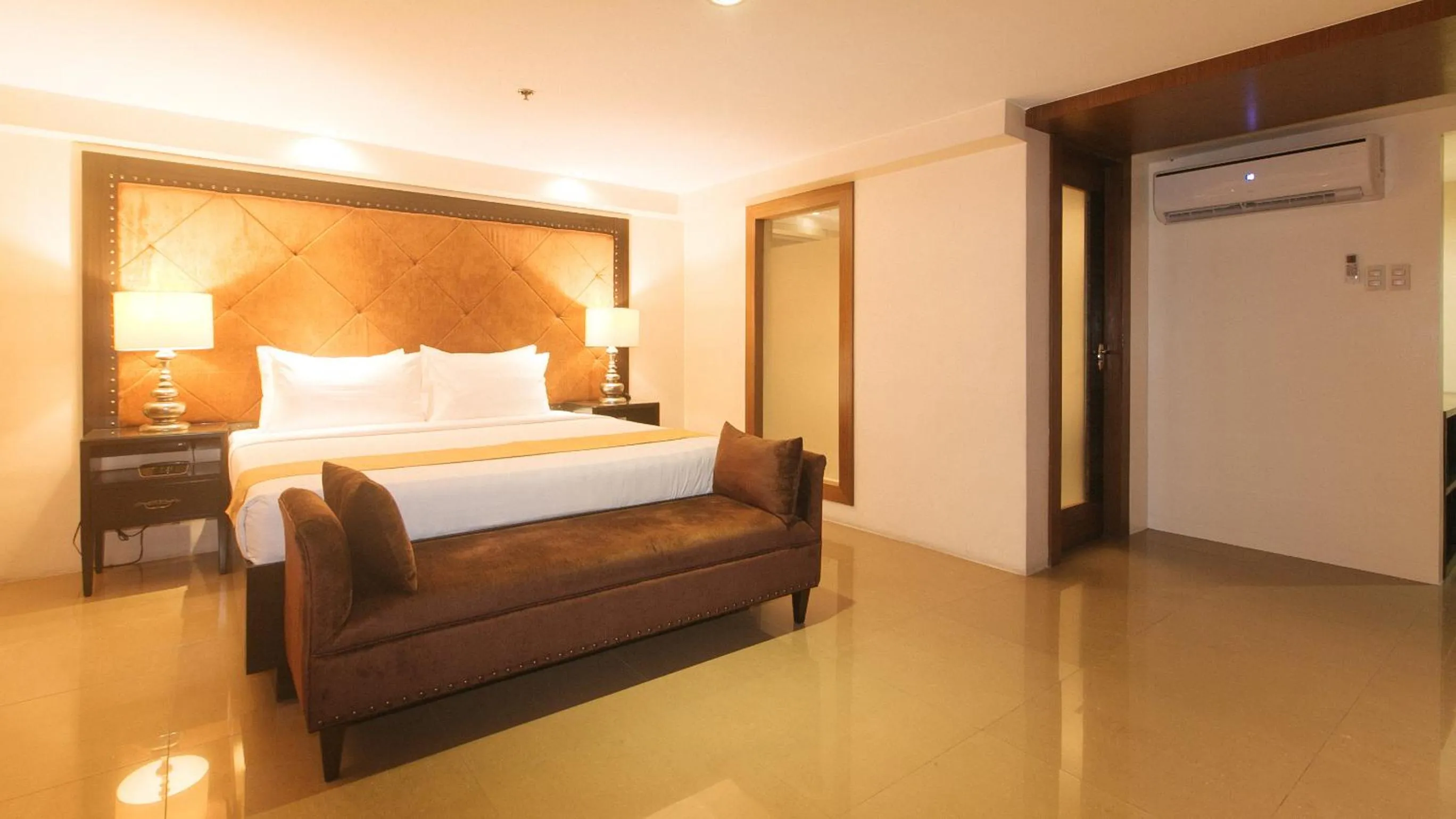 Bedroom, Bed in Torre Venezia Suites