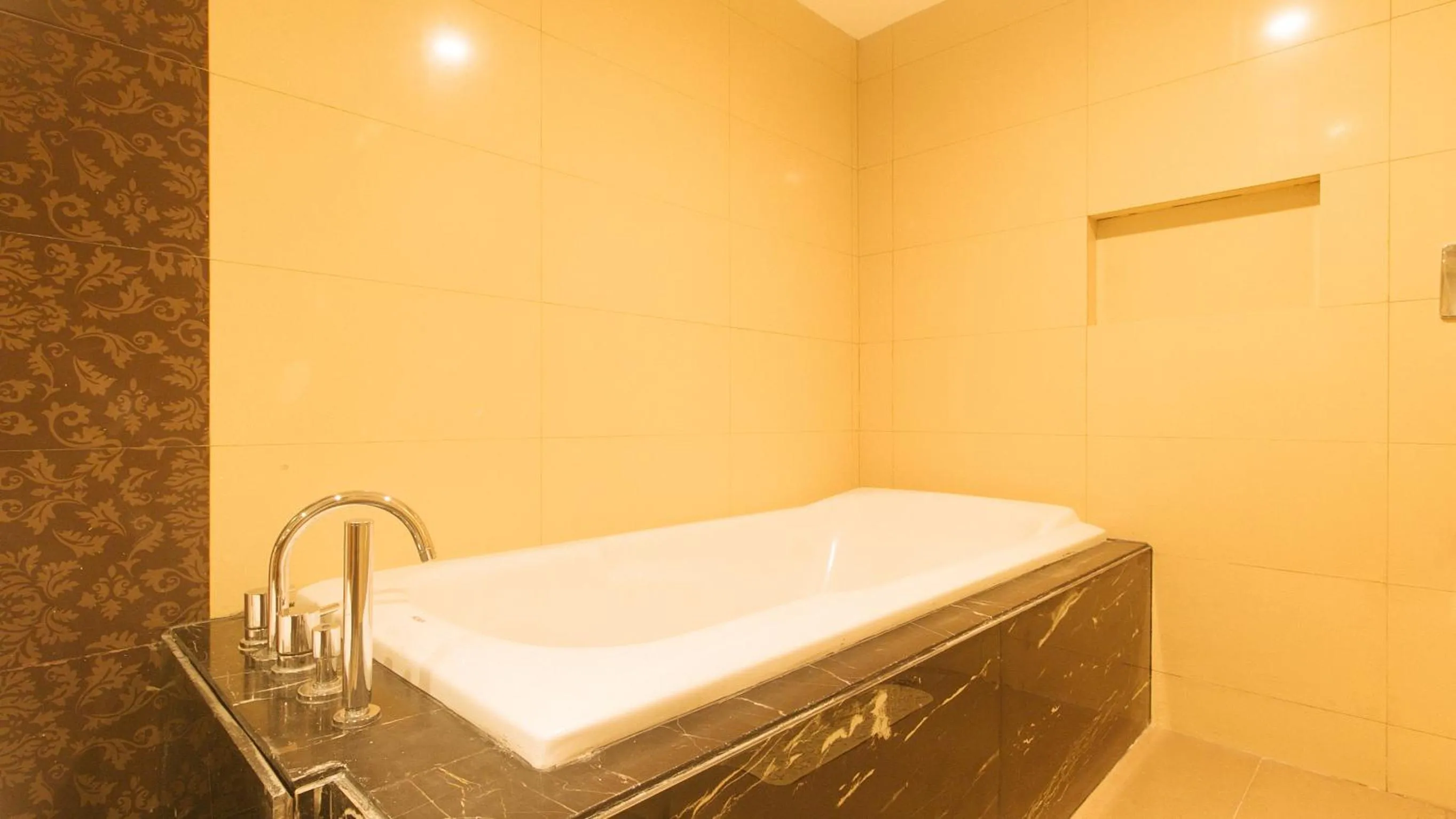 Bathroom in Torre Venezia Suites