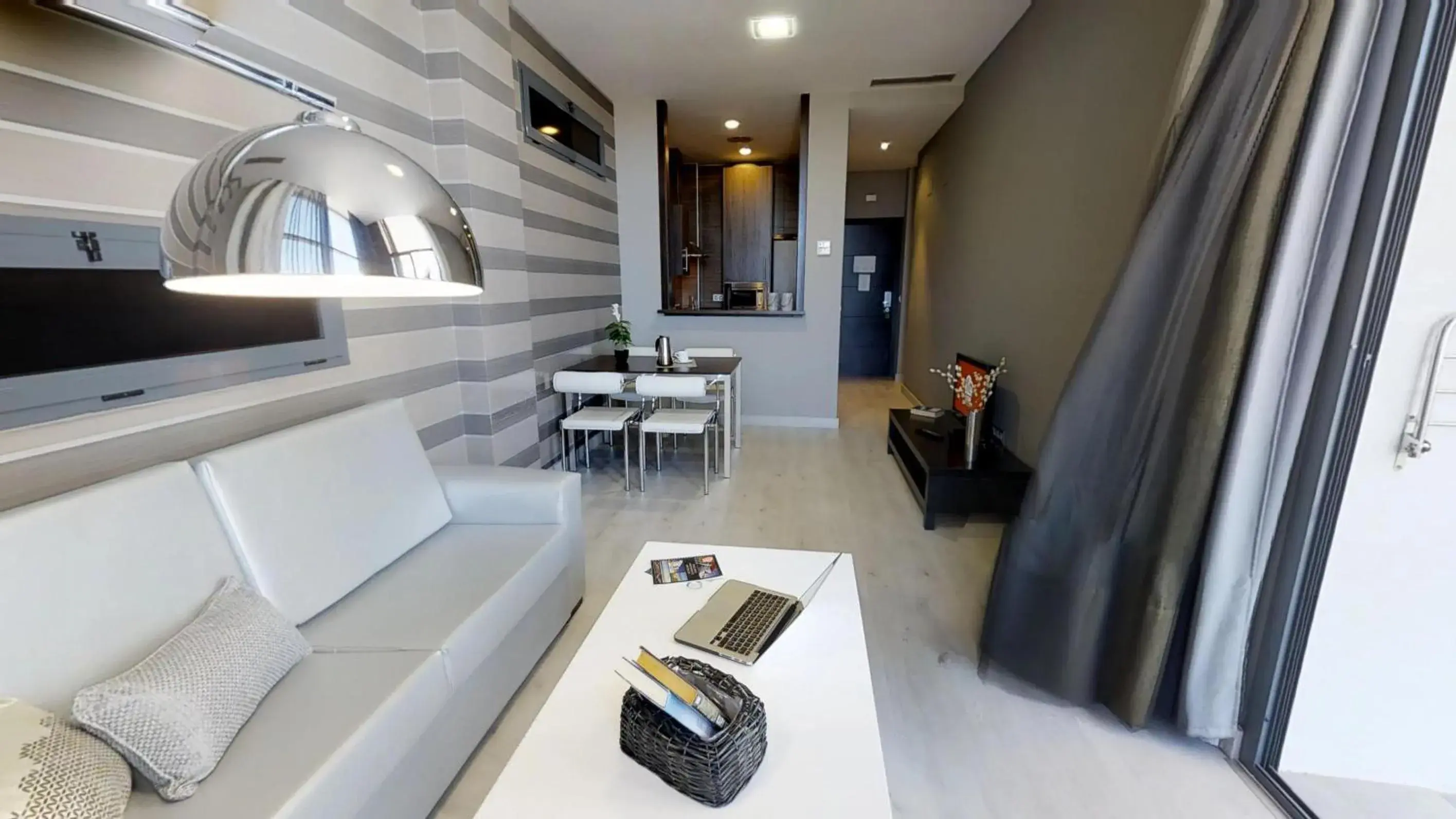 Two-Bedroom Apartment with View to Natural Park Los Enebrales in Leo Deluxe Punta Umbría Two-Bedroom Apartment with View to Natural Park Los Enebrales in Leo Deluxe Punta Umbría