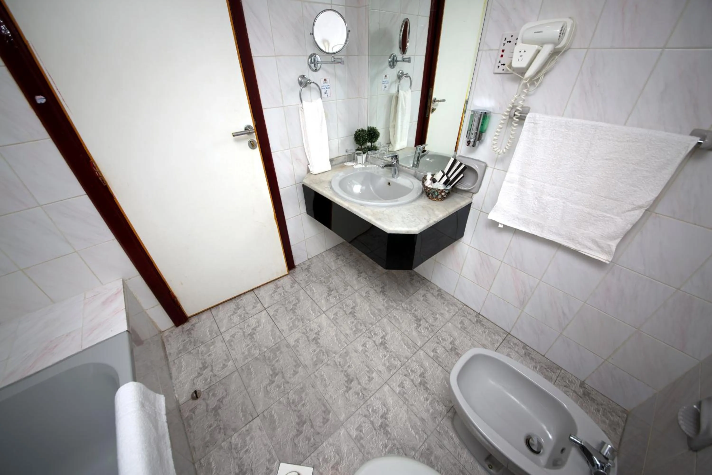 Bathroom in Mount Royal Hotel