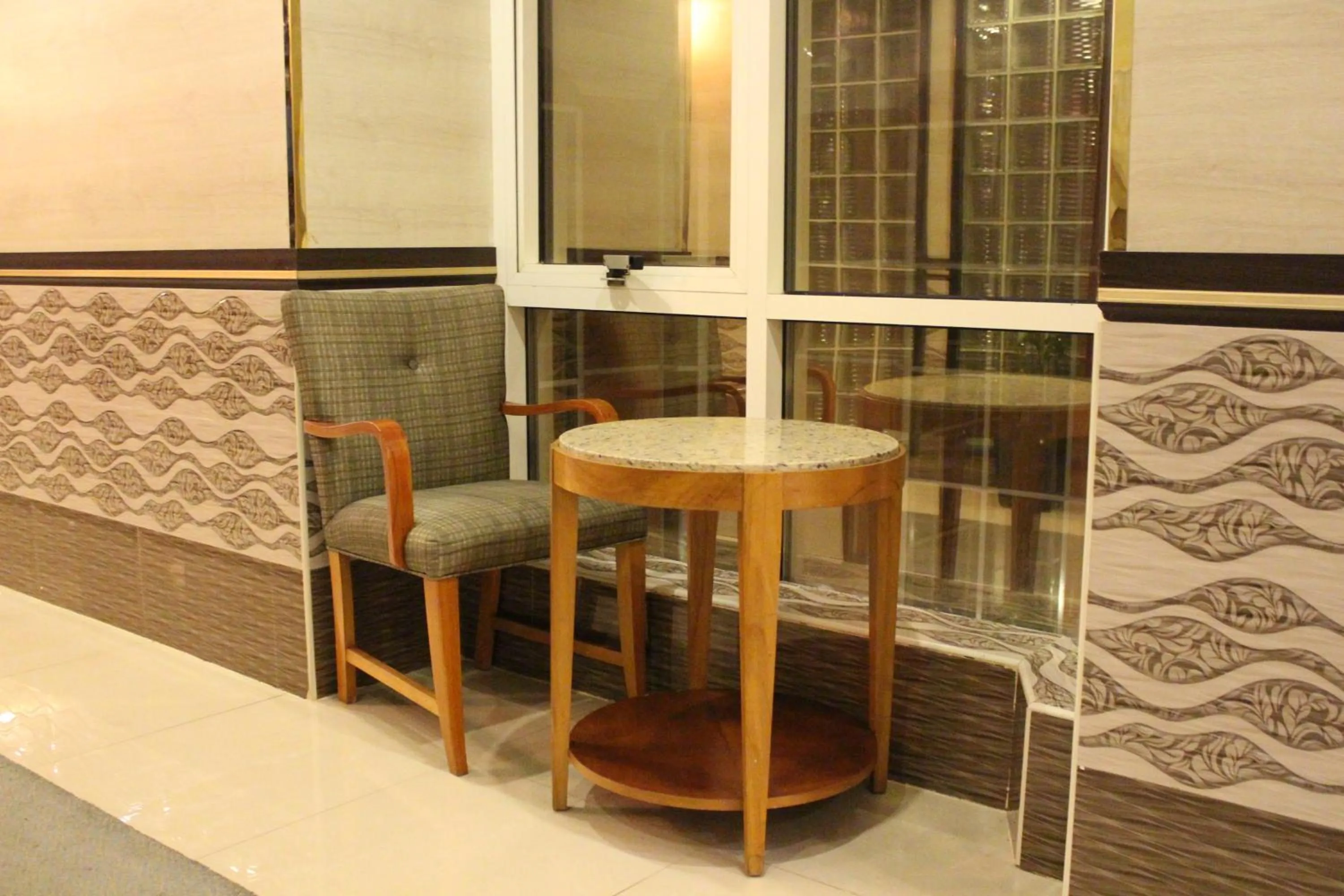 Lobby or reception in Mount Royal Hotel