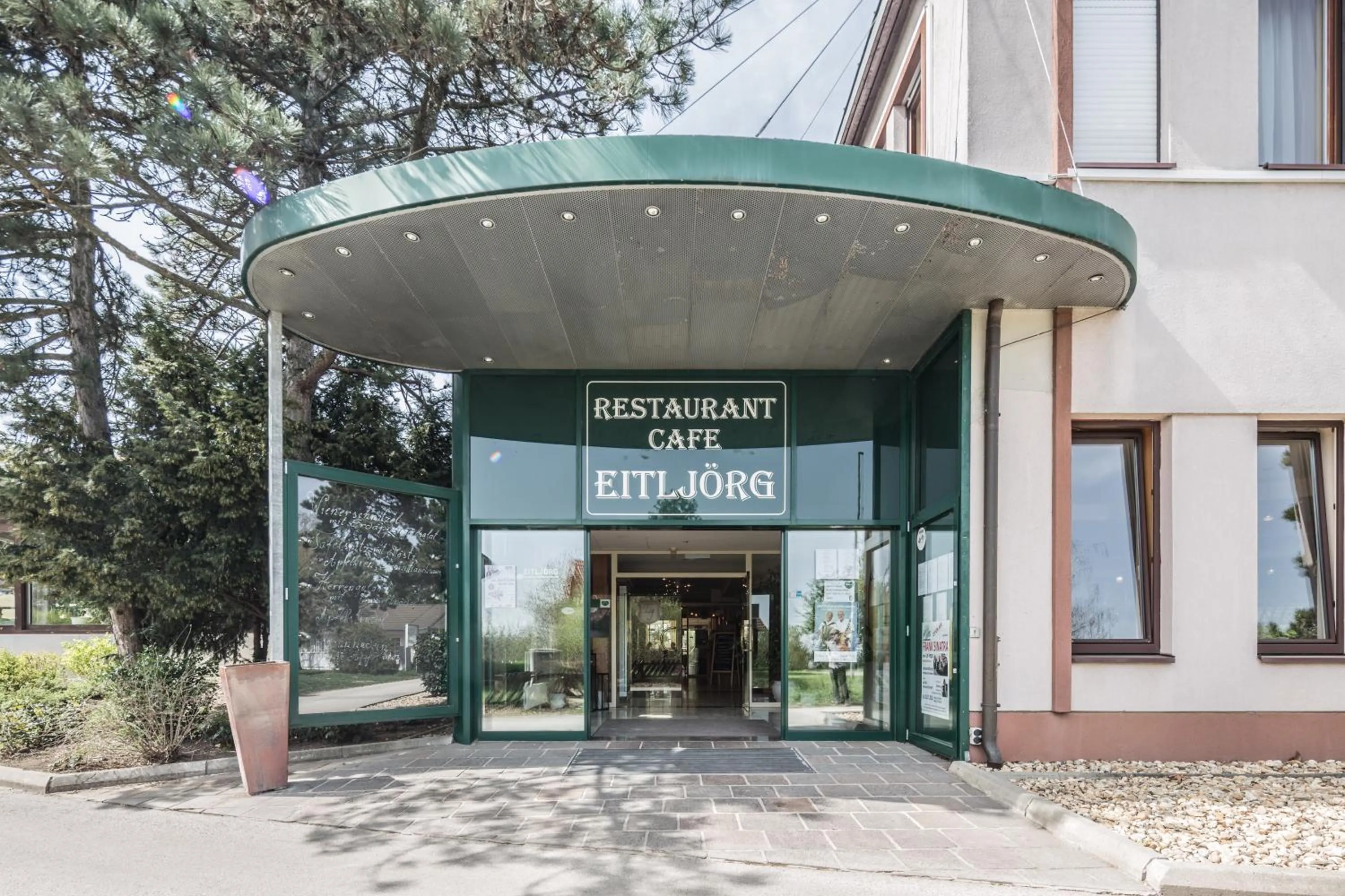 Facade/entrance in Hotel Eitljörg