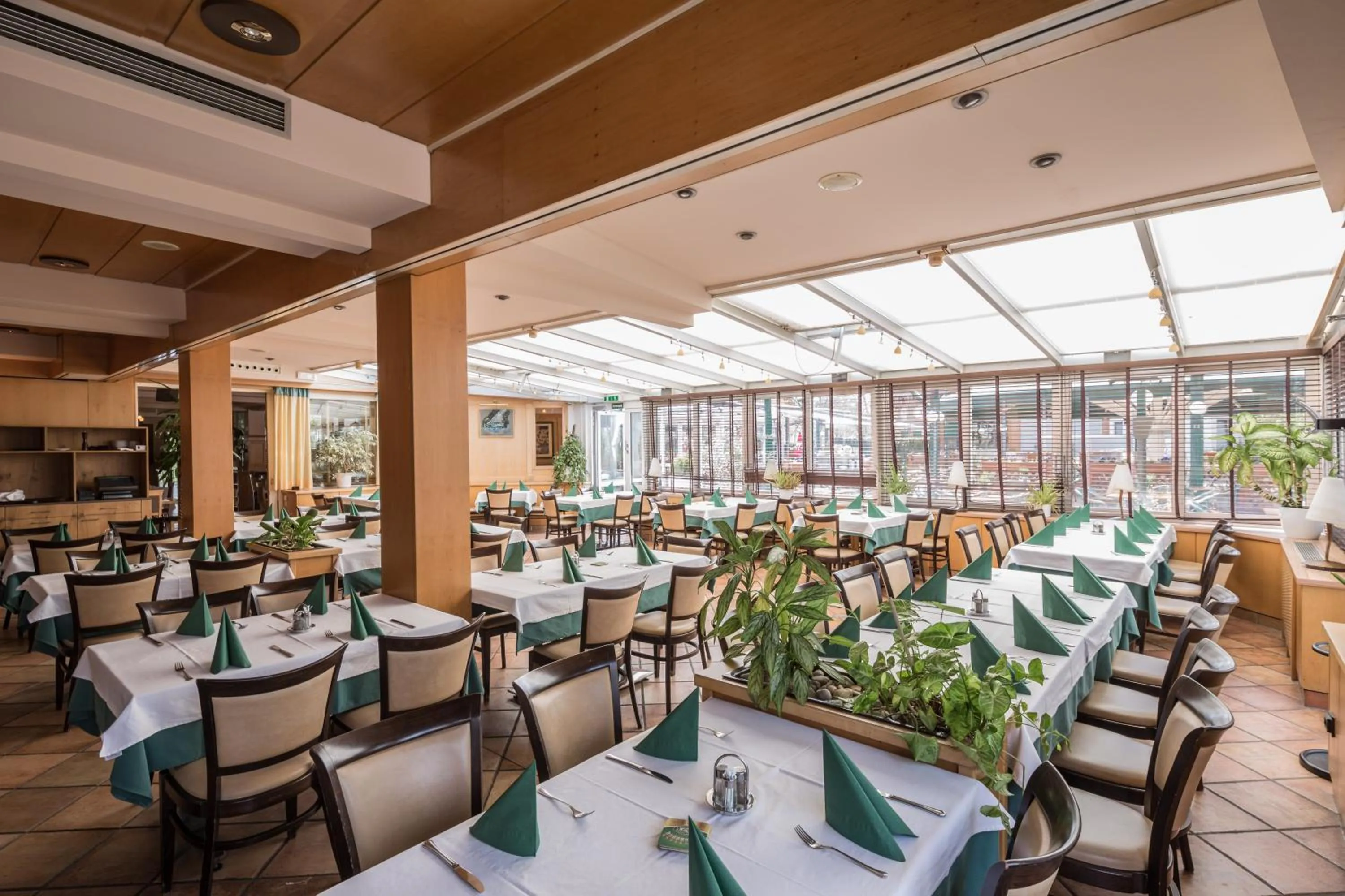 Restaurant/places to eat in Hotel Eitljörg