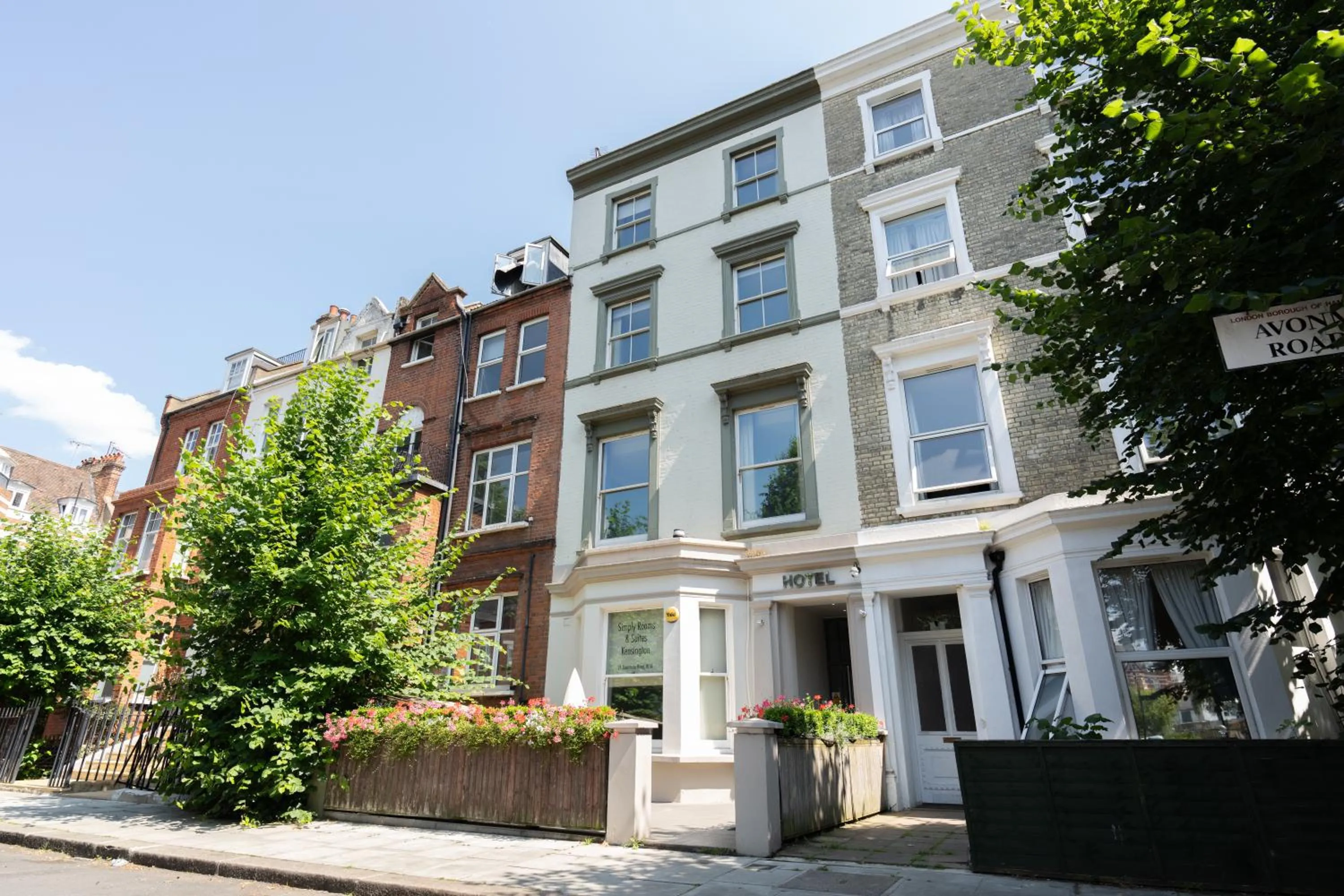 Neighbourhood in Simply Rooms & Suites