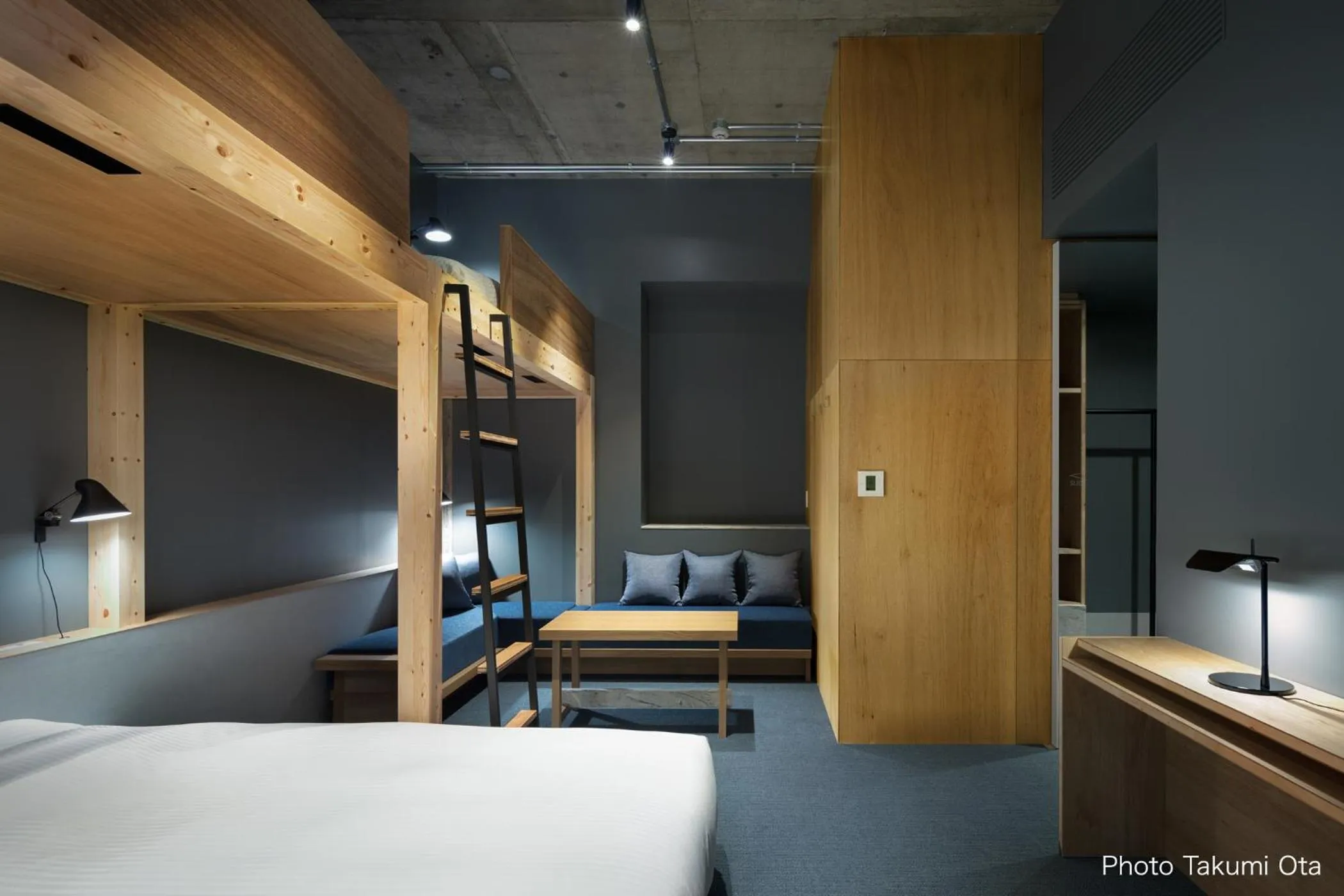 Bed in KUMU Kanazawa by THE SHARE HOTELS