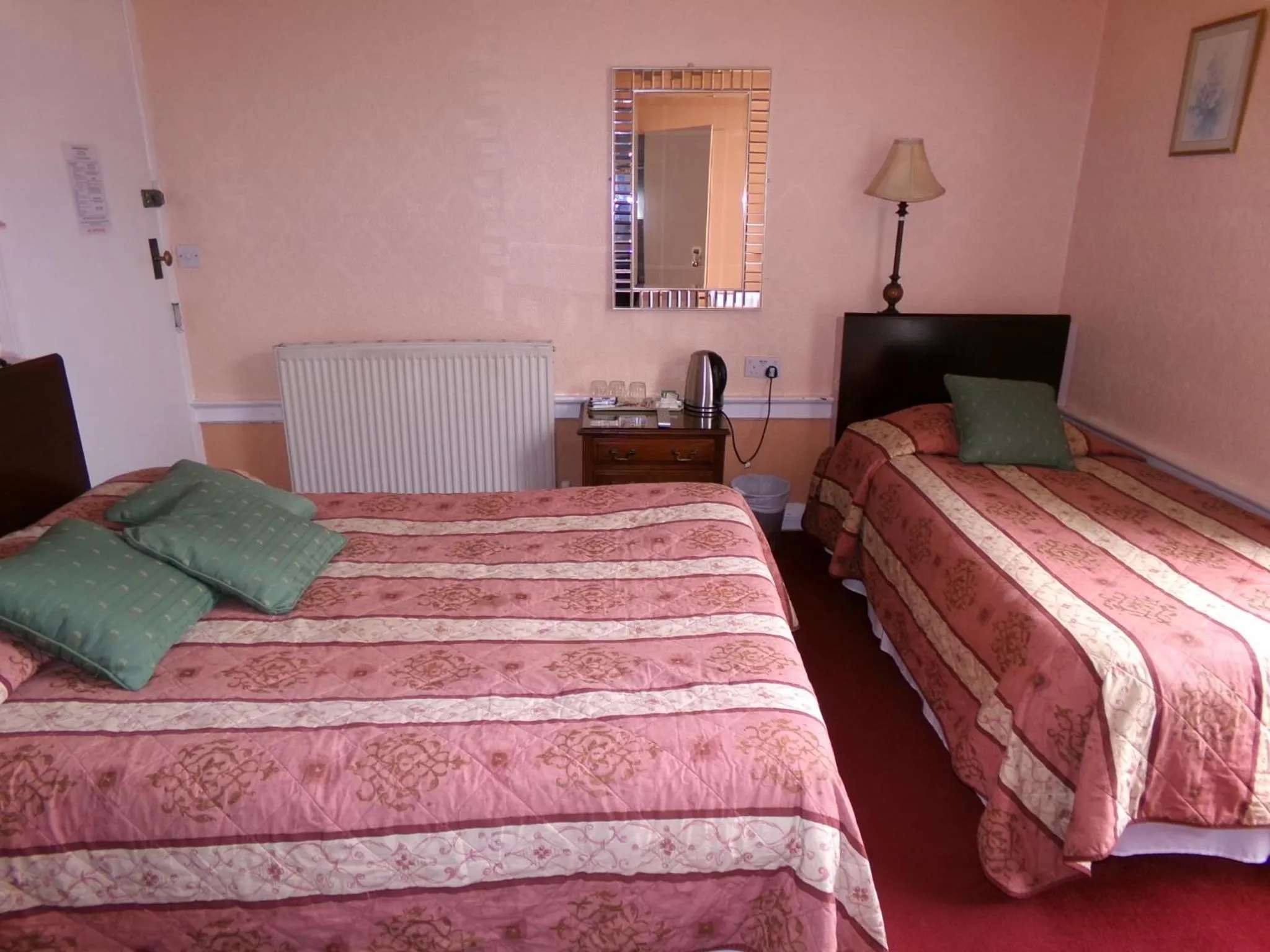 Bed in Averon Guest House